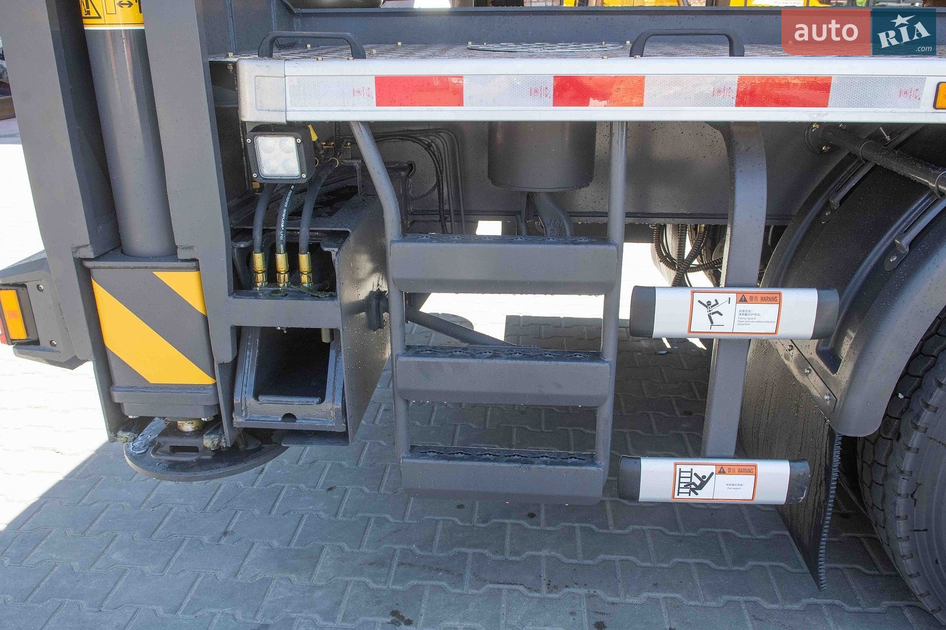XCMG QY30K5 2025 VIN LXGCPA336SA008690 фото оголошення 8 з 27