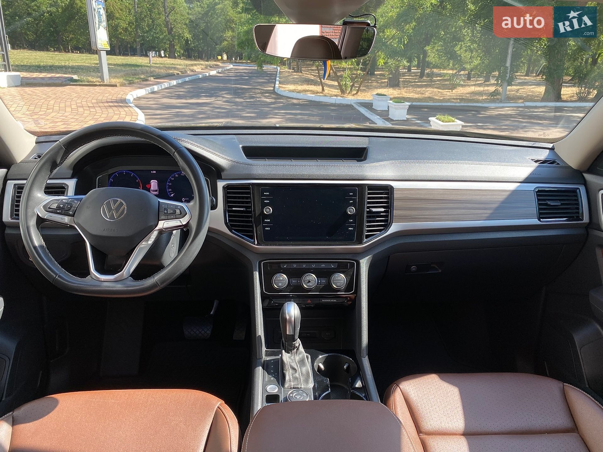 Volkswagen Atlas 2021 VIN 1V2BP2CA5MC583463 фото оголошення 16 з 30