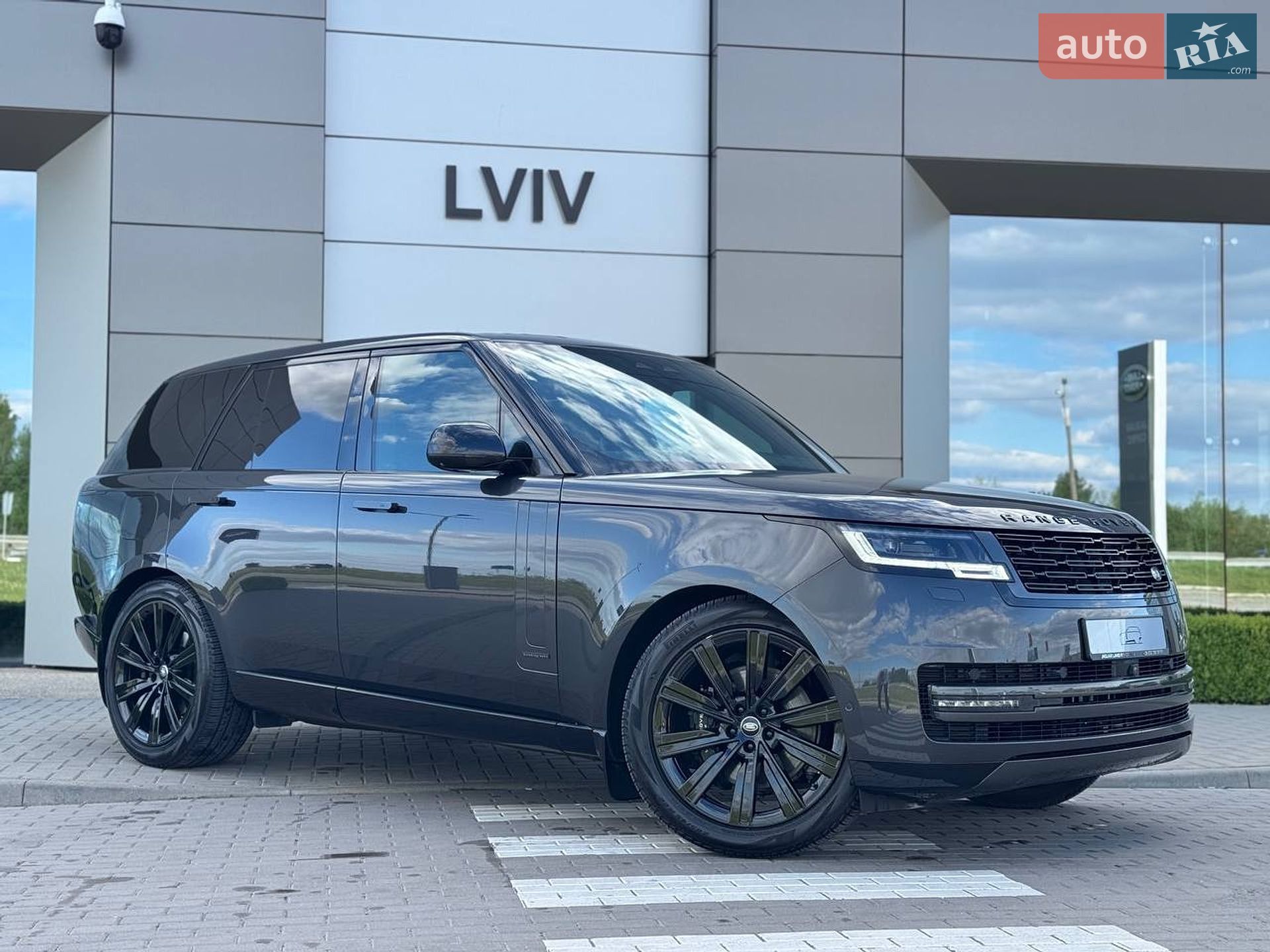 Land Rover Range Rover 2023 VIN SALKA9BW3RA094810 фото оголошення 2 з 25