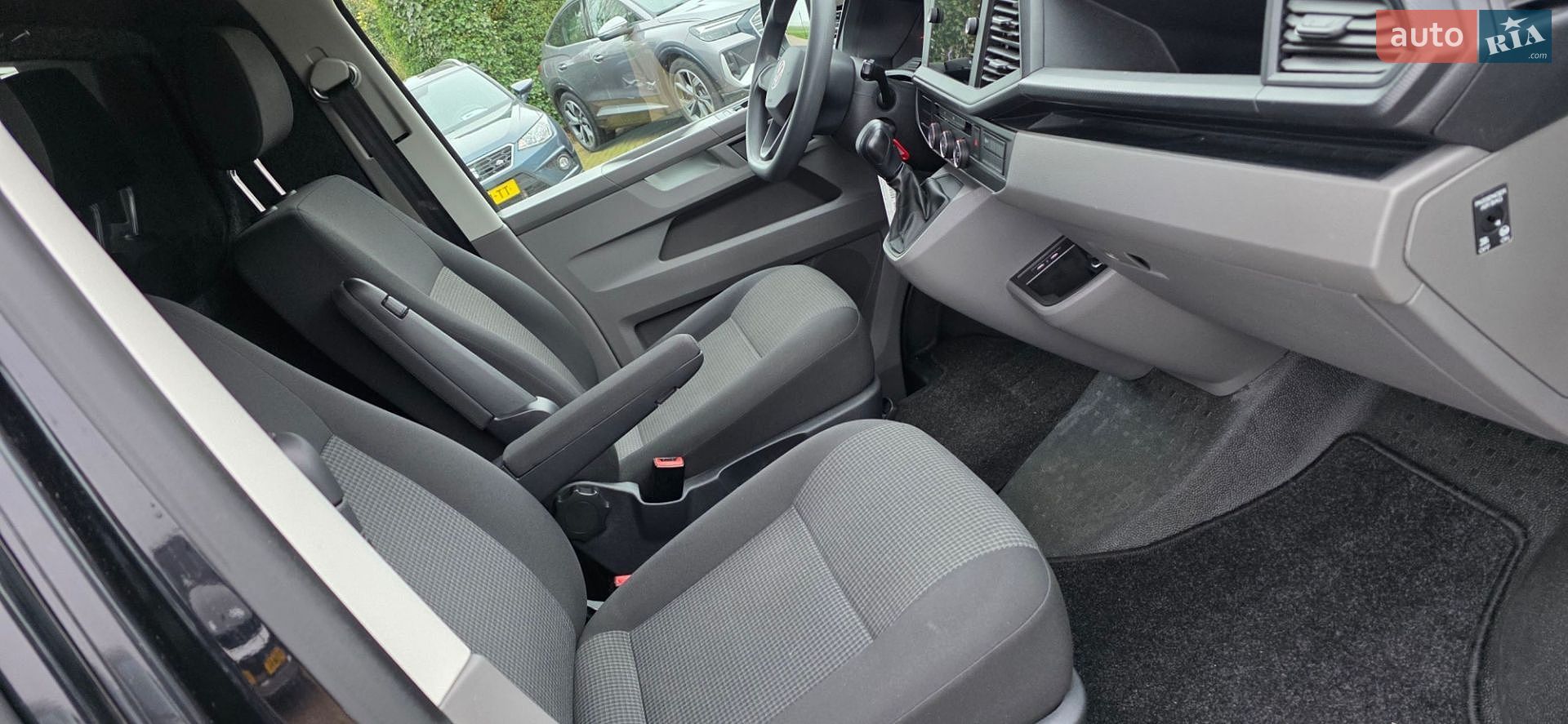 Volkswagen Transporter 2020 VIN WV1ZZZ7HZMH008715 фото оголошення 26 з 43
