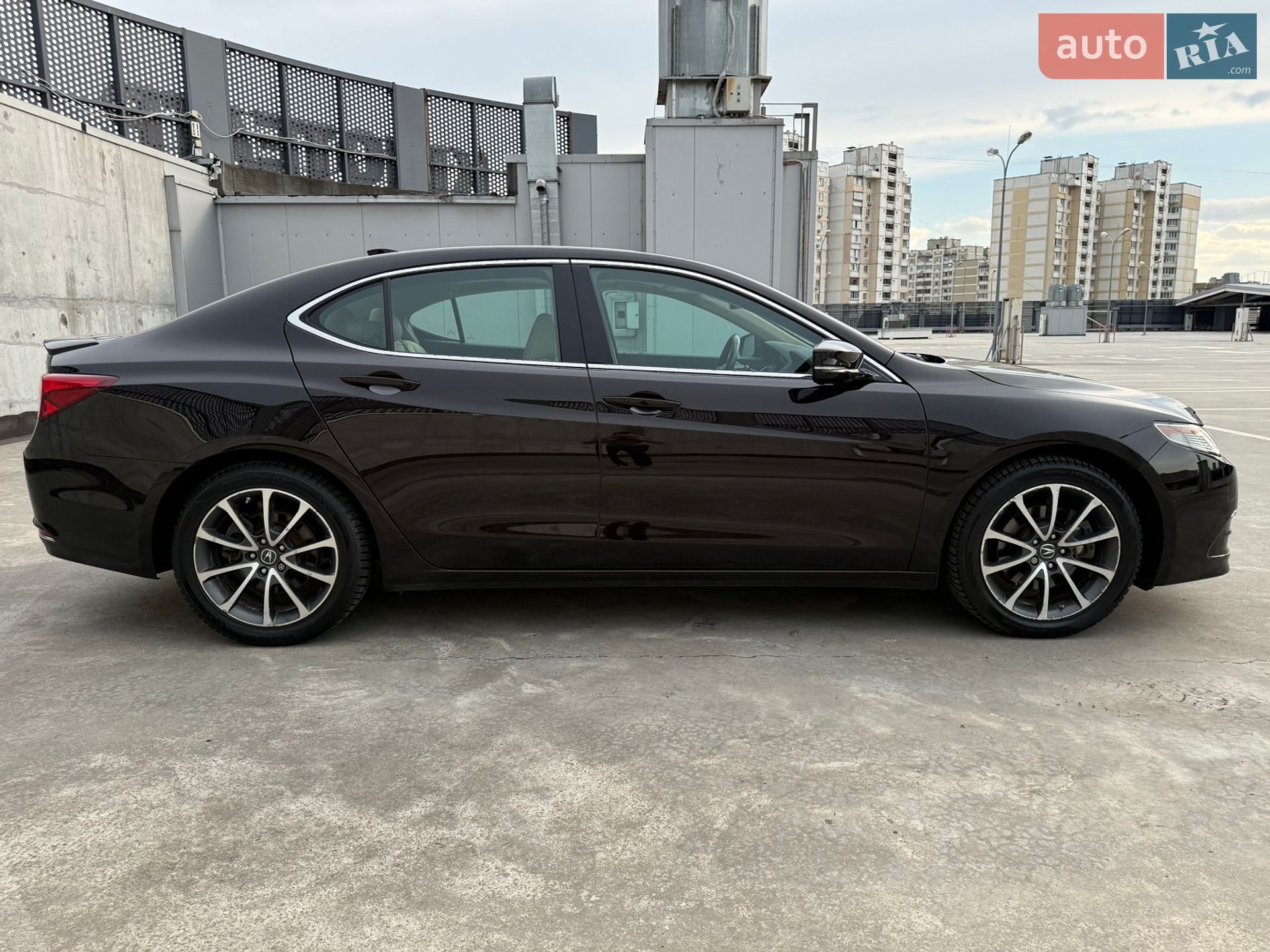 Acura TLX 2015 VIN 19UUB2F59FA022531 фото оголошення 6 з 31