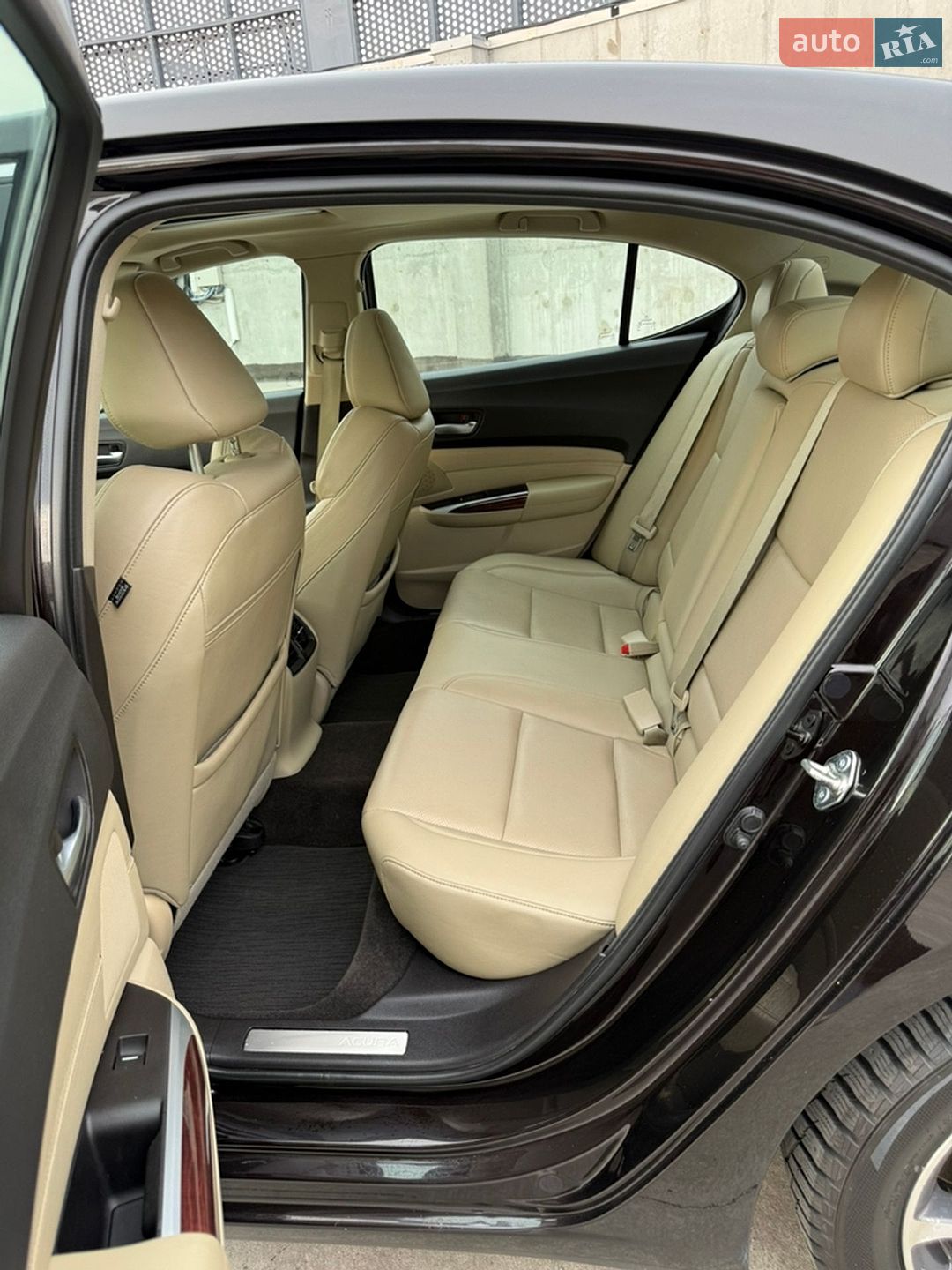 Acura TLX 2015 VIN 19UUB2F59FA022531 фото оголошення 22 з 31
