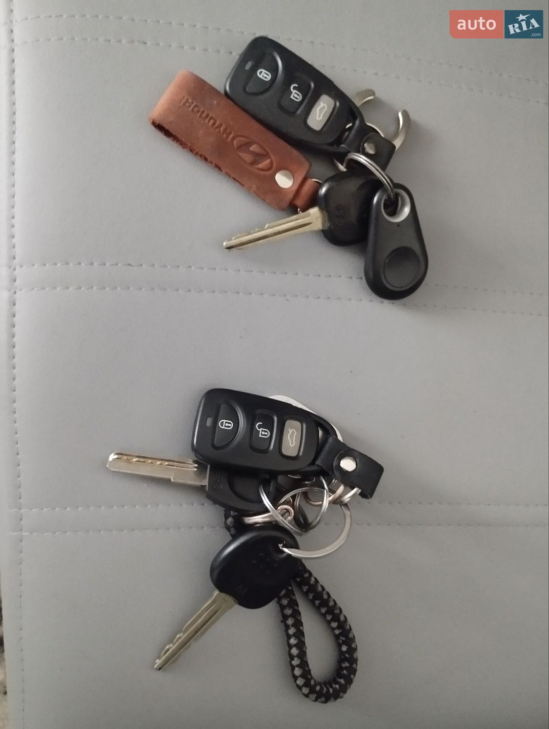 Hyundai Santa FE 2006 VIN KMHSH81WP6U014374 фото оголошення 2 з 27