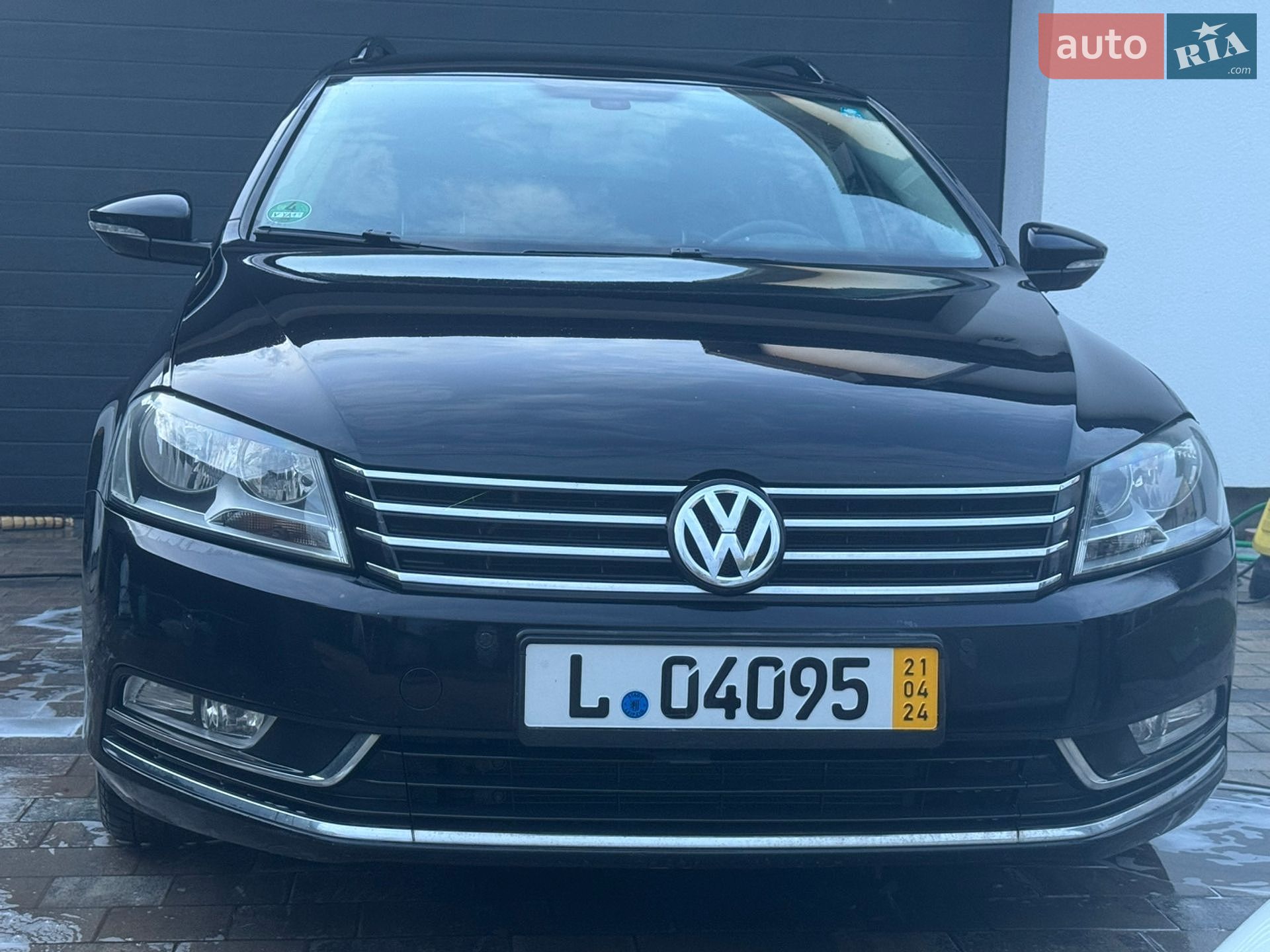 Volkswagen Passat 2011 VIN WVWZZZ3CZBE373717 фото оголошення 5 з 9