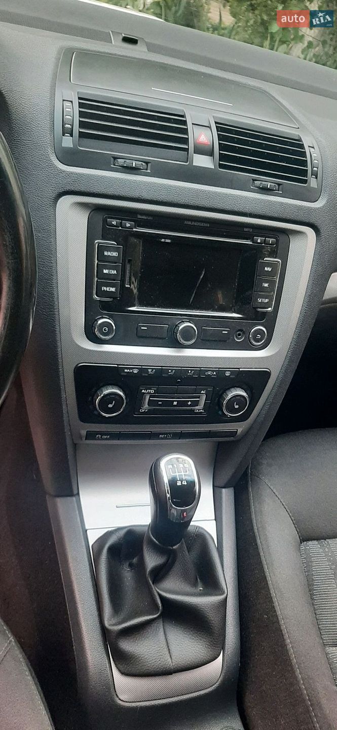 Skoda Octavia 2012 VIN TMBGT61Z9D2018870 фото оголошення 6 з 16