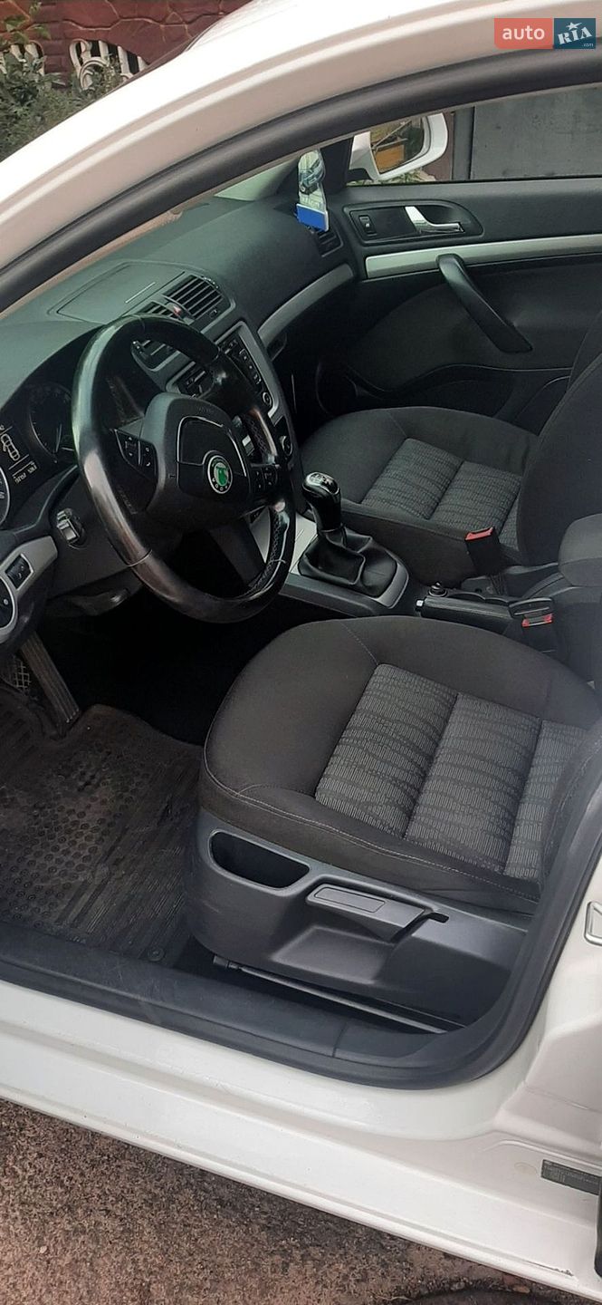 Skoda Octavia 2012 VIN TMBGT61Z9D2018870 фото оголошення 7 з 16