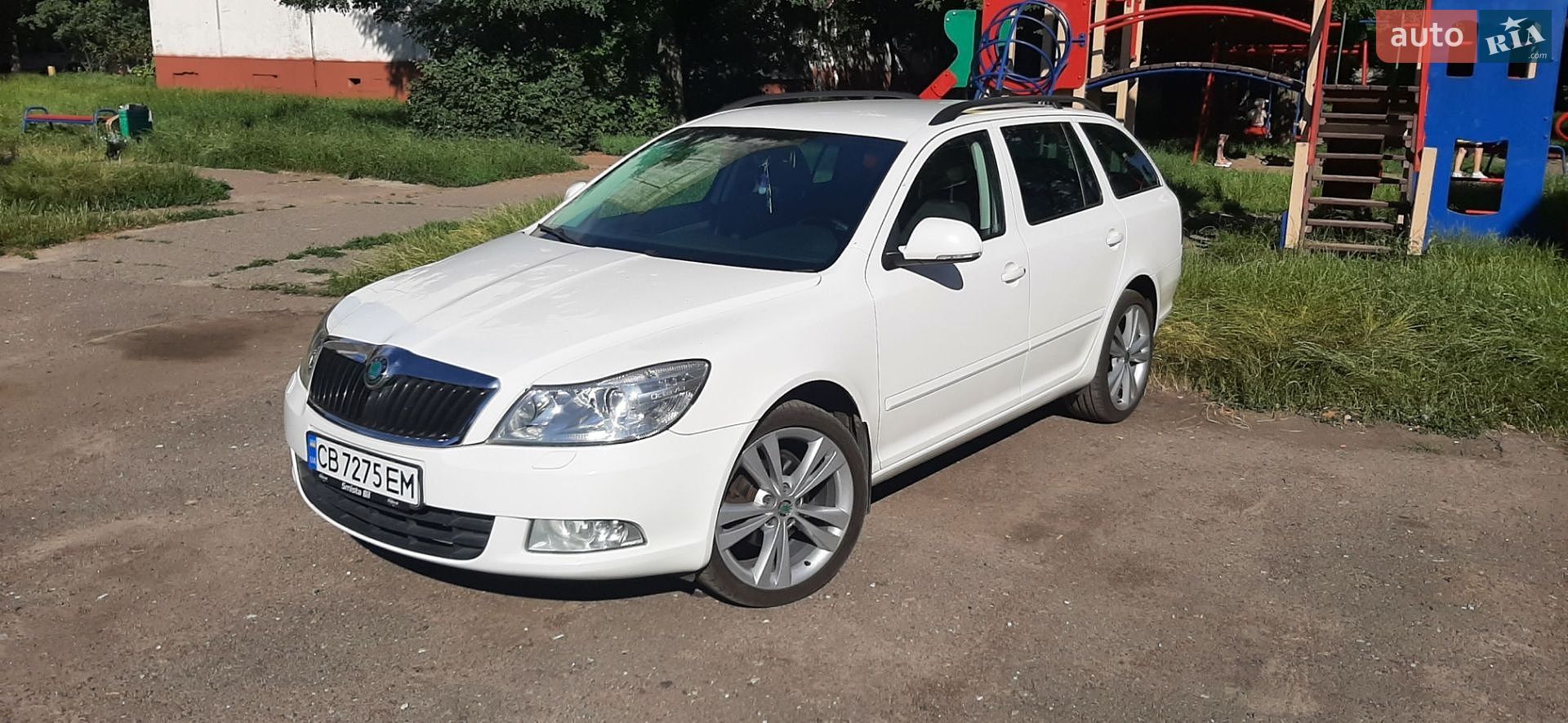 Skoda Octavia 2012 VIN TMBGT61Z9D2018870 фото оголошення 2 з 16