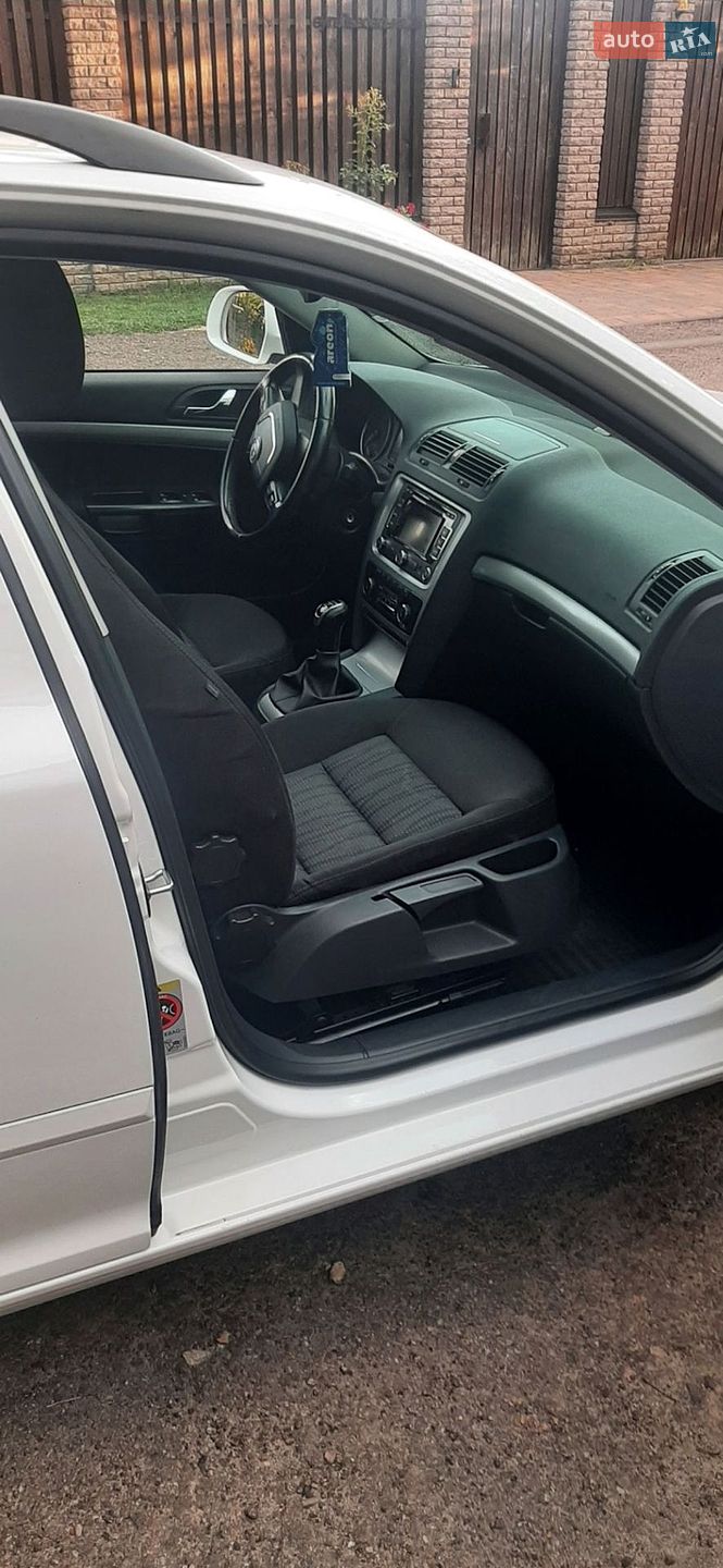 Skoda Octavia 2012 VIN TMBGT61Z9D2018870 фото оголошення 13 з 16