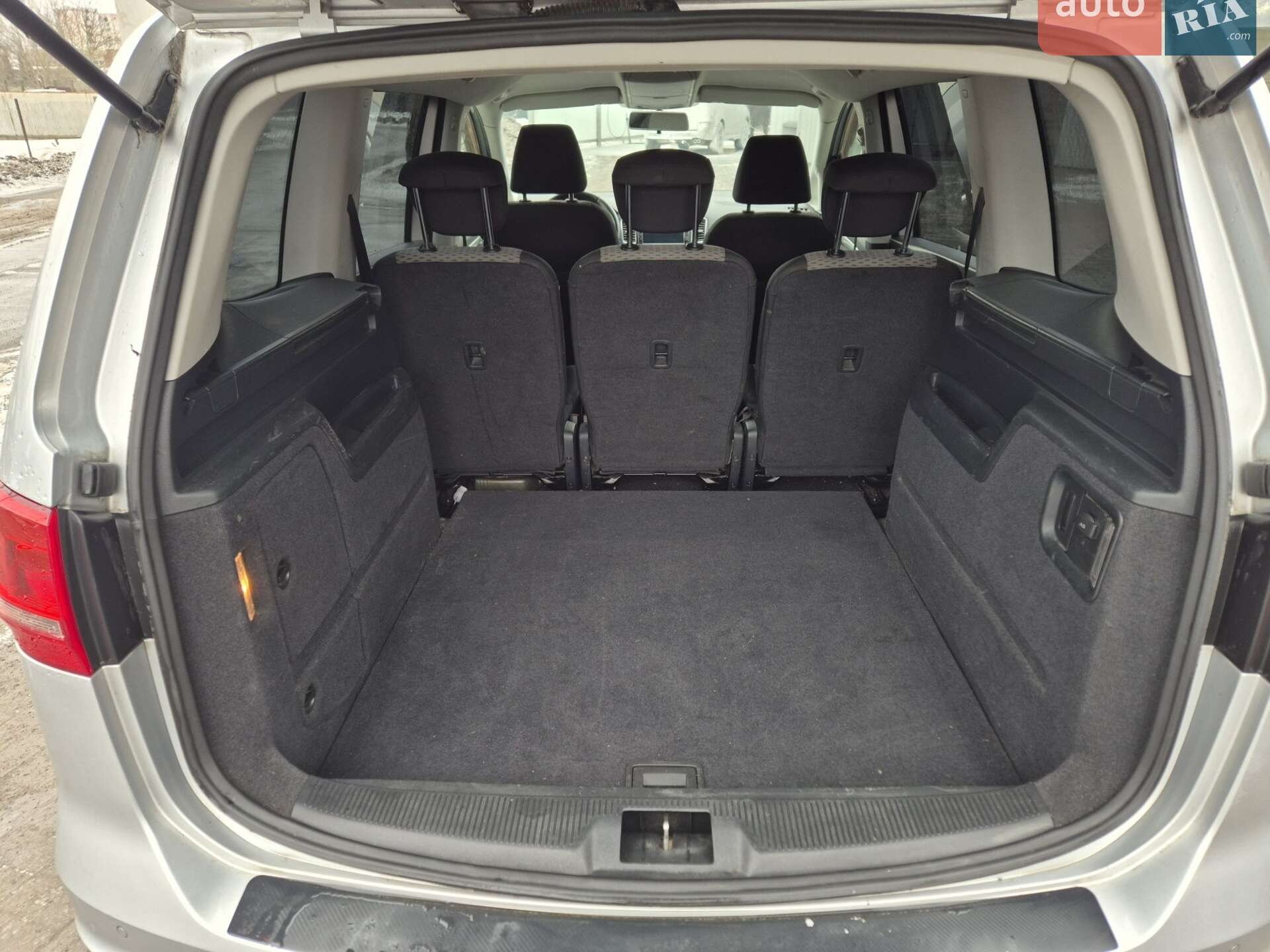 Volkswagen Sharan 2012 VIN WVWZZZ7NZCV013252 фото оголошення 15 з 42