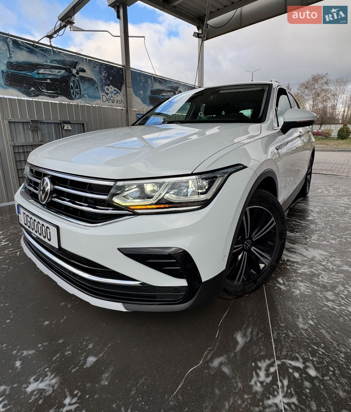 Volkswagen Tiguan 2023 VIN WVGZZZ5N9PW061226 фото оголошення 335 з 361