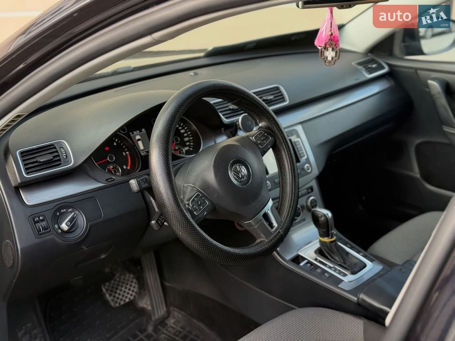 Volkswagen Passat 2014 VIN WVWZZZ3CZEE119780 фото оголошення 9 з 19
