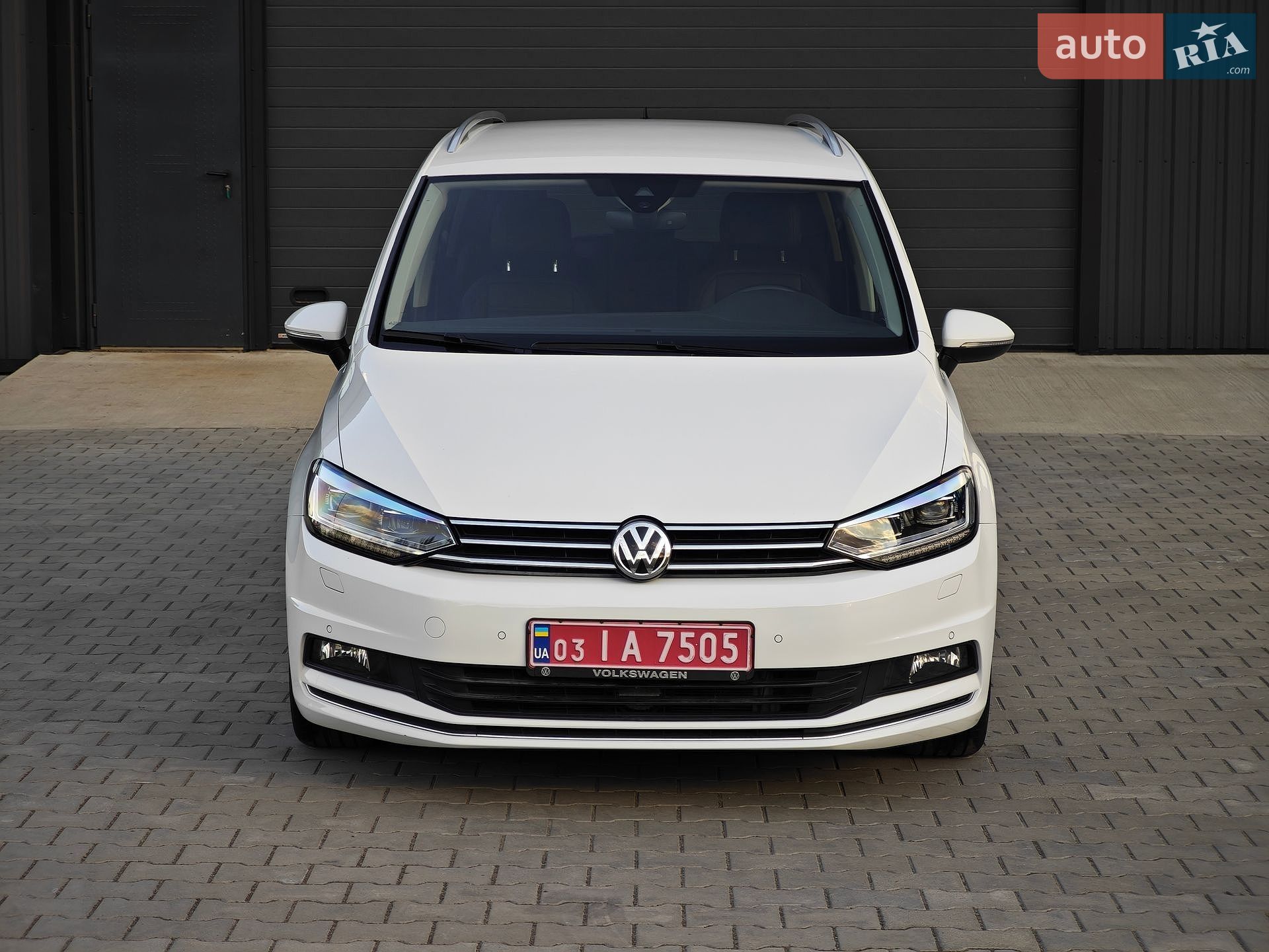 Volkswagen Touran 2019 VIN WVGZZZ1TZKW051767 фото оголошення 3 з 69
