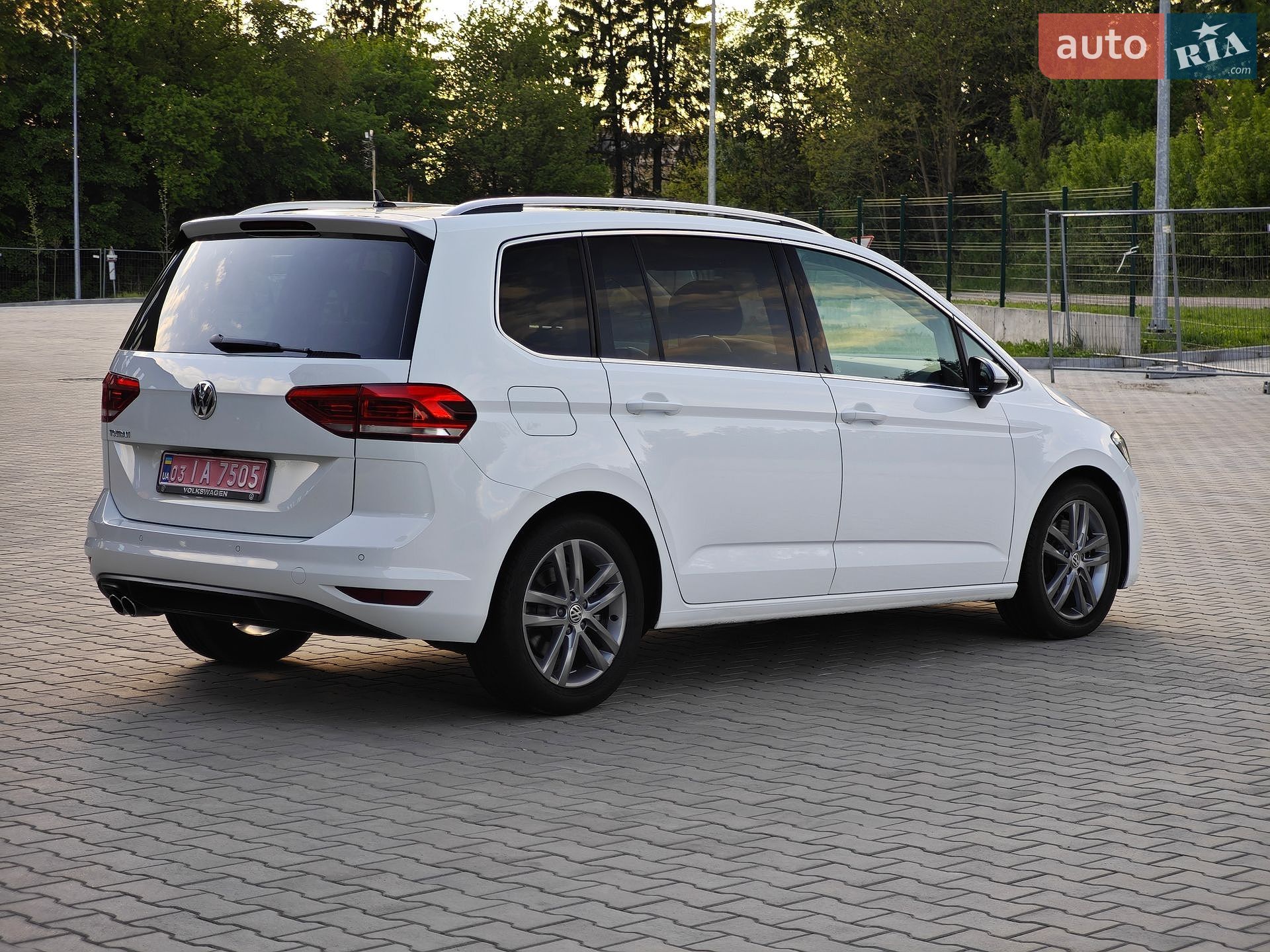 Volkswagen Touran 2019 VIN WVGZZZ1TZKW051767 фото оголошення 9 з 69