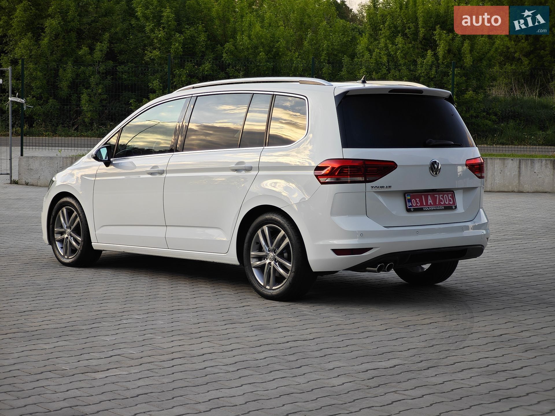 Volkswagen Touran 2019 VIN WVGZZZ1TZKW051767 фото оголошення 7 з 69