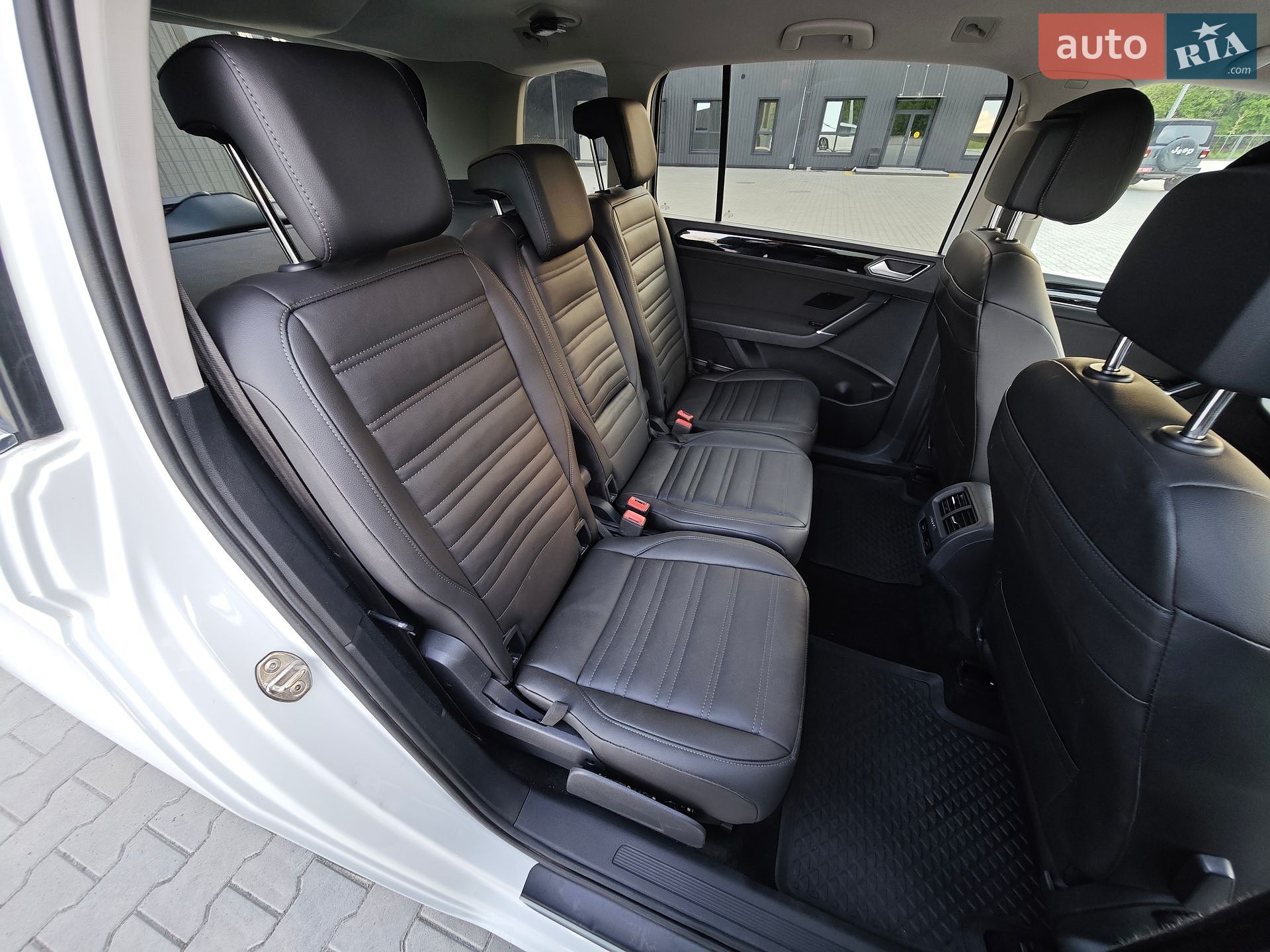 Volkswagen Touran 2019 VIN WVGZZZ1TZKW051767 фото оголошення 31 з 69