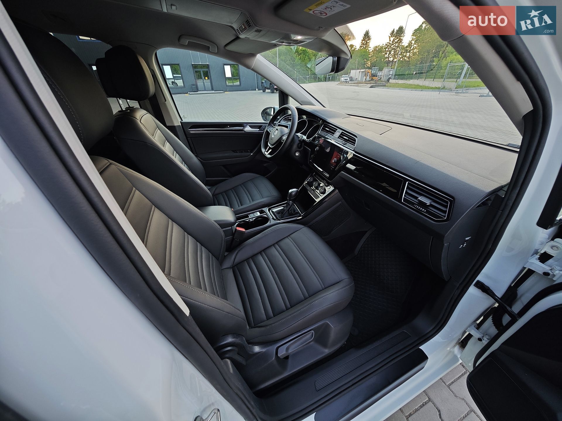 Volkswagen Touran 2019 VIN WVGZZZ1TZKW051767 фото оголошення 37 з 69