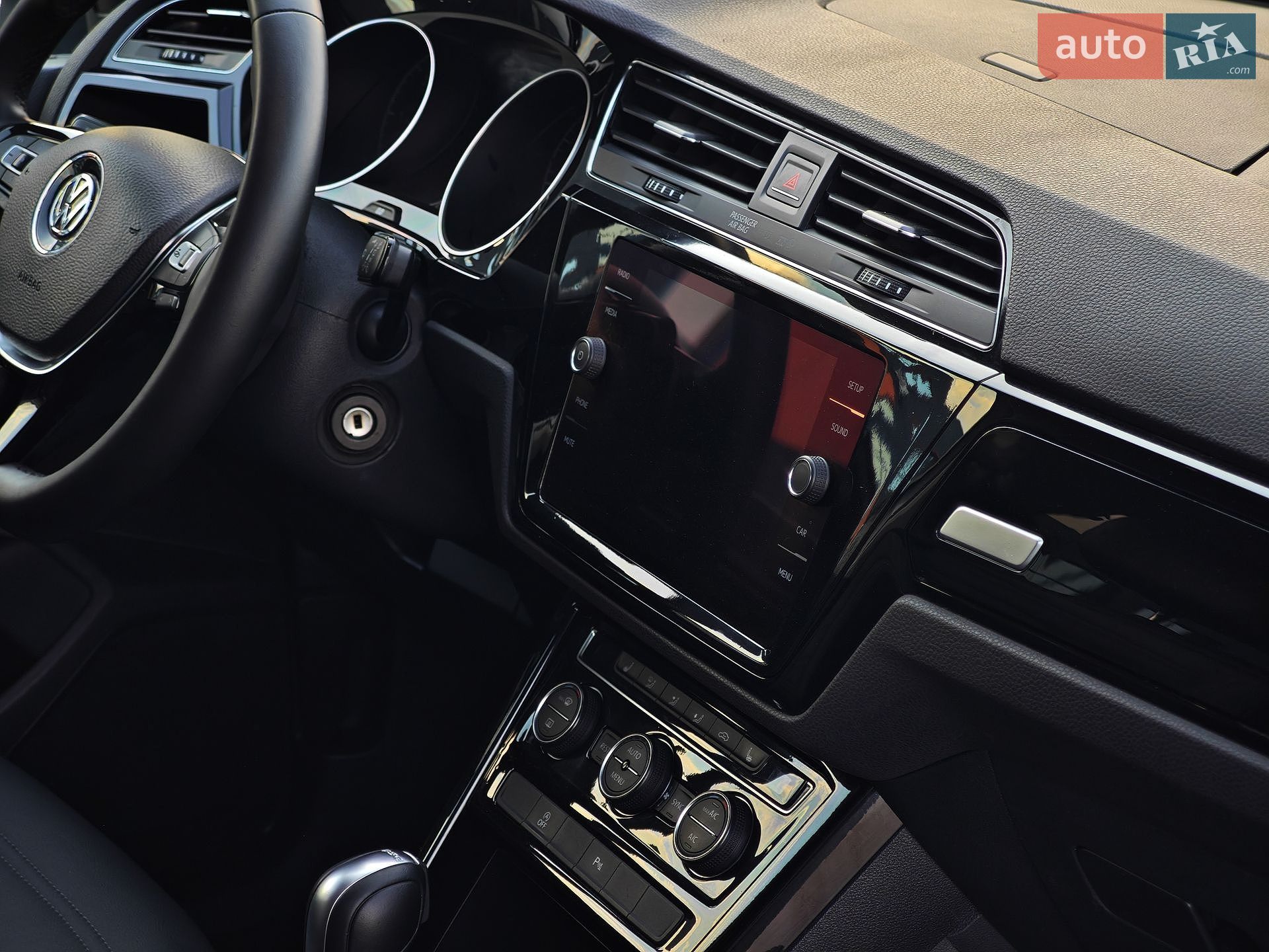 Volkswagen Touran 2019 VIN WVGZZZ1TZKW051767 фото оголошення 41 з 69