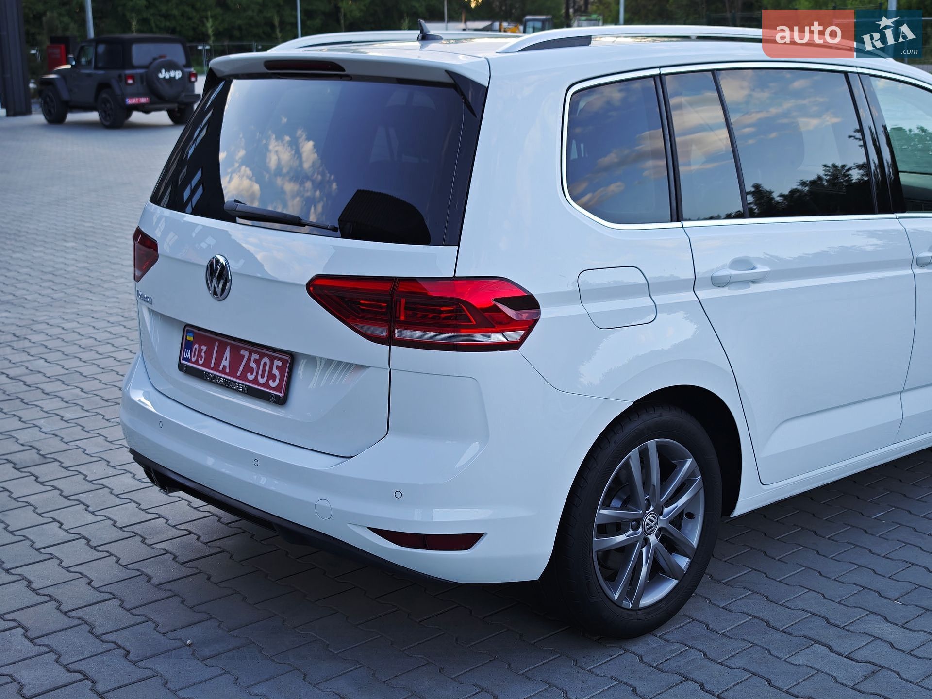 Volkswagen Touran 2019 VIN WVGZZZ1TZKW051767 фото оголошення 12 з 69