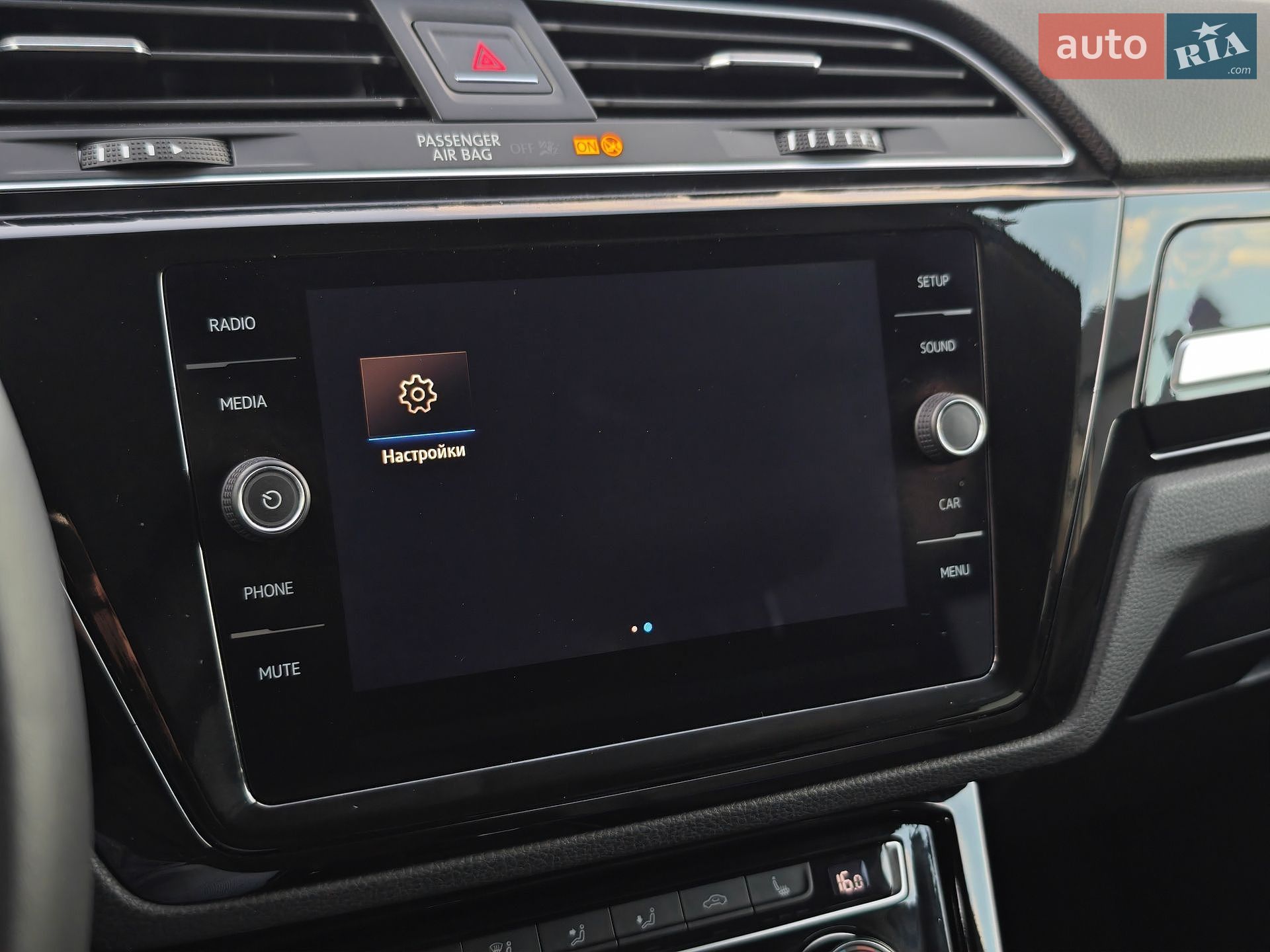 Volkswagen Touran 2019 VIN WVGZZZ1TZKW051767 фото оголошення 65 з 69