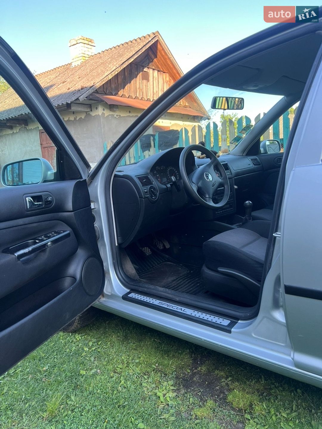 Volkswagen Golf 2002 VIN WVWZZZ1JZ2W598758 фото оголошення 13 з 21