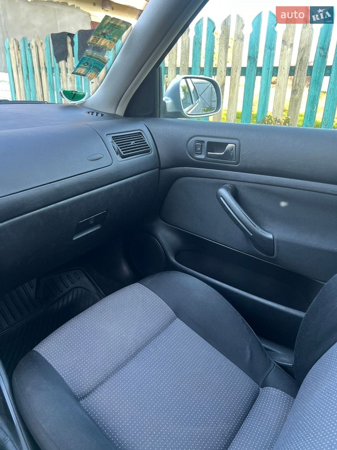 Volkswagen Golf 2002 VIN WVWZZZ1JZ2W598758 фото оголошення 16 з 21