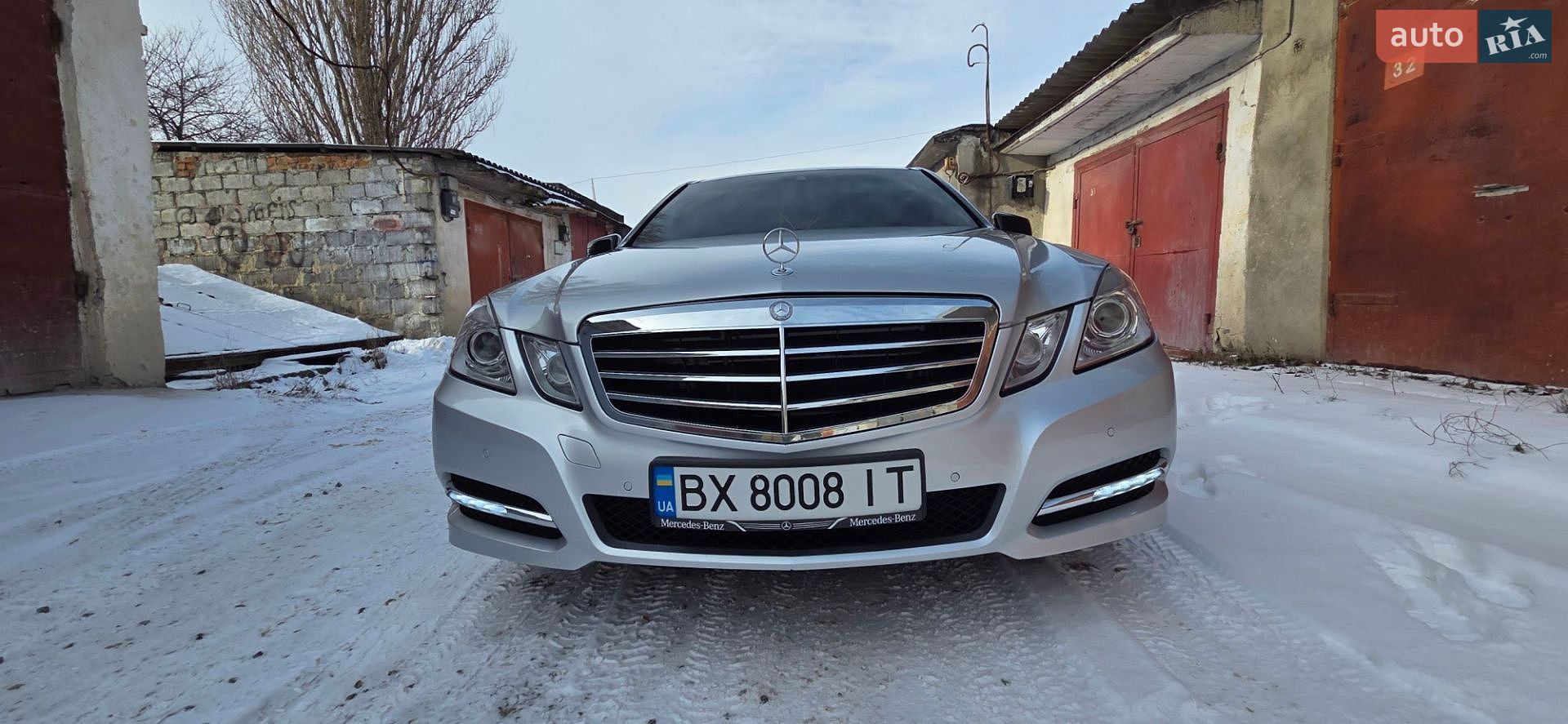 Mercedes-Benz E-Class 2011 VIN WDD2120232A425516 фото оголошення 4 з 32