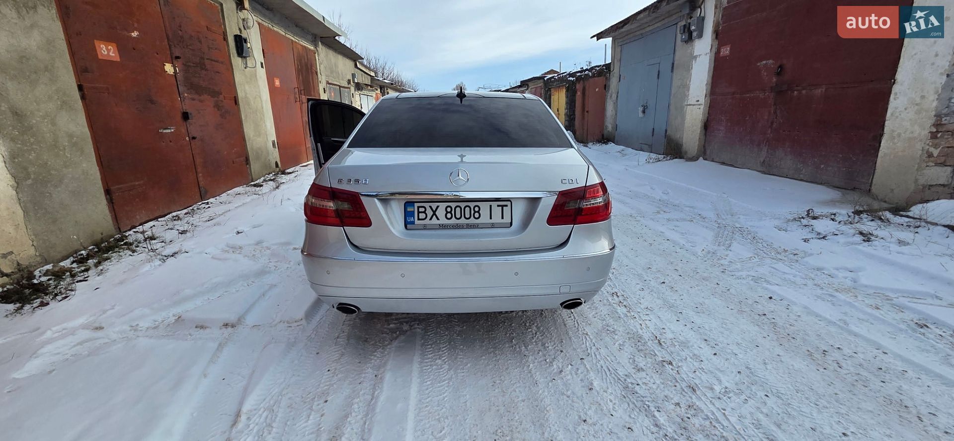 Mercedes-Benz E-Class 2011 VIN WDD2120232A425516 фото оголошення 28 з 32