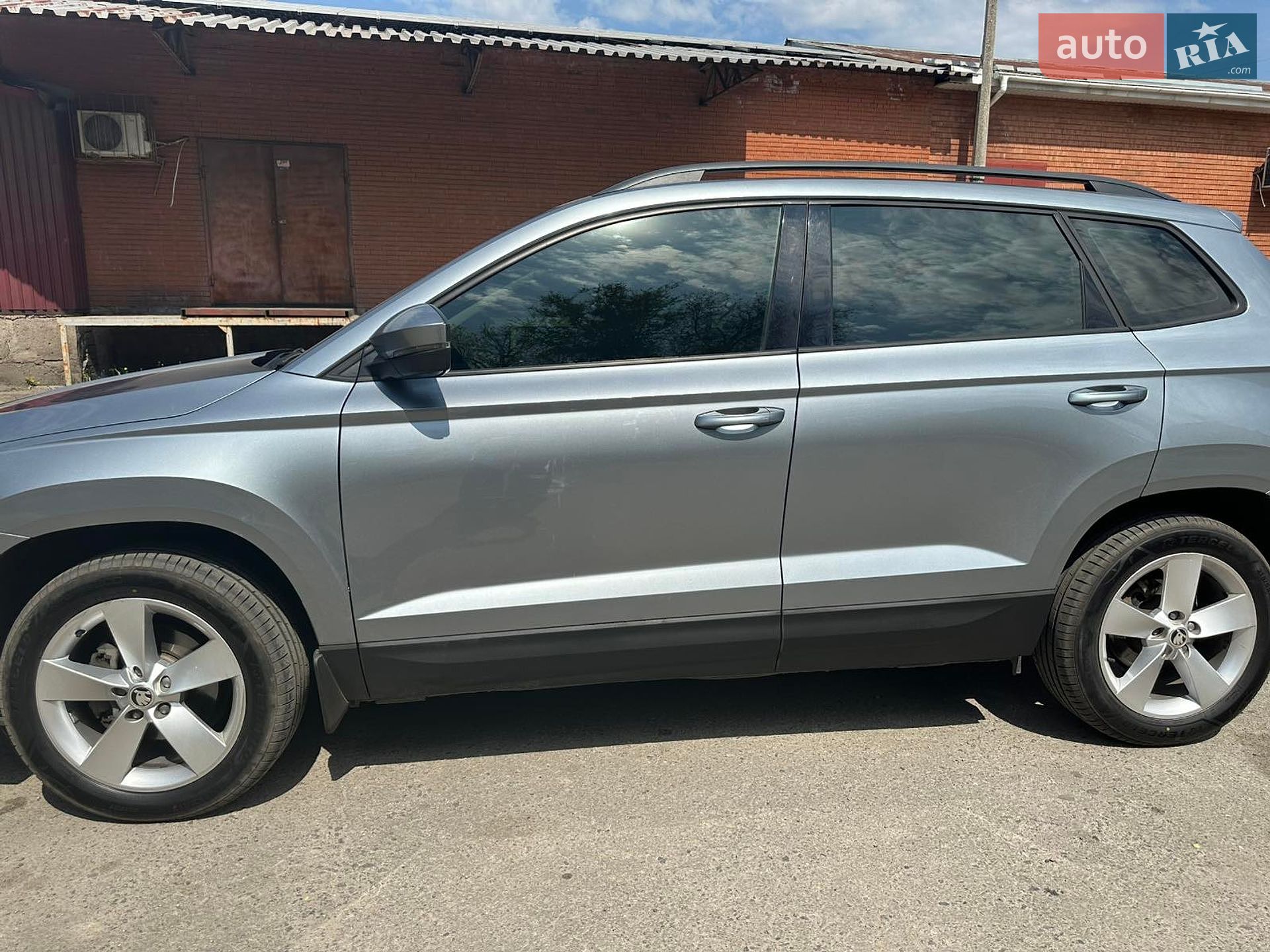 Skoda Karoq 2019 VIN TMBJR6NU6LB200057 фото оголошення 4 з 41