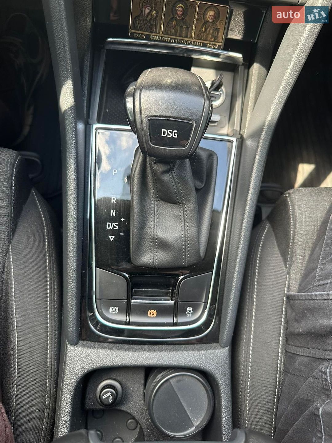 Skoda Karoq 2019 VIN TMBJR6NU6LB200057 фото оголошення 27 з 41