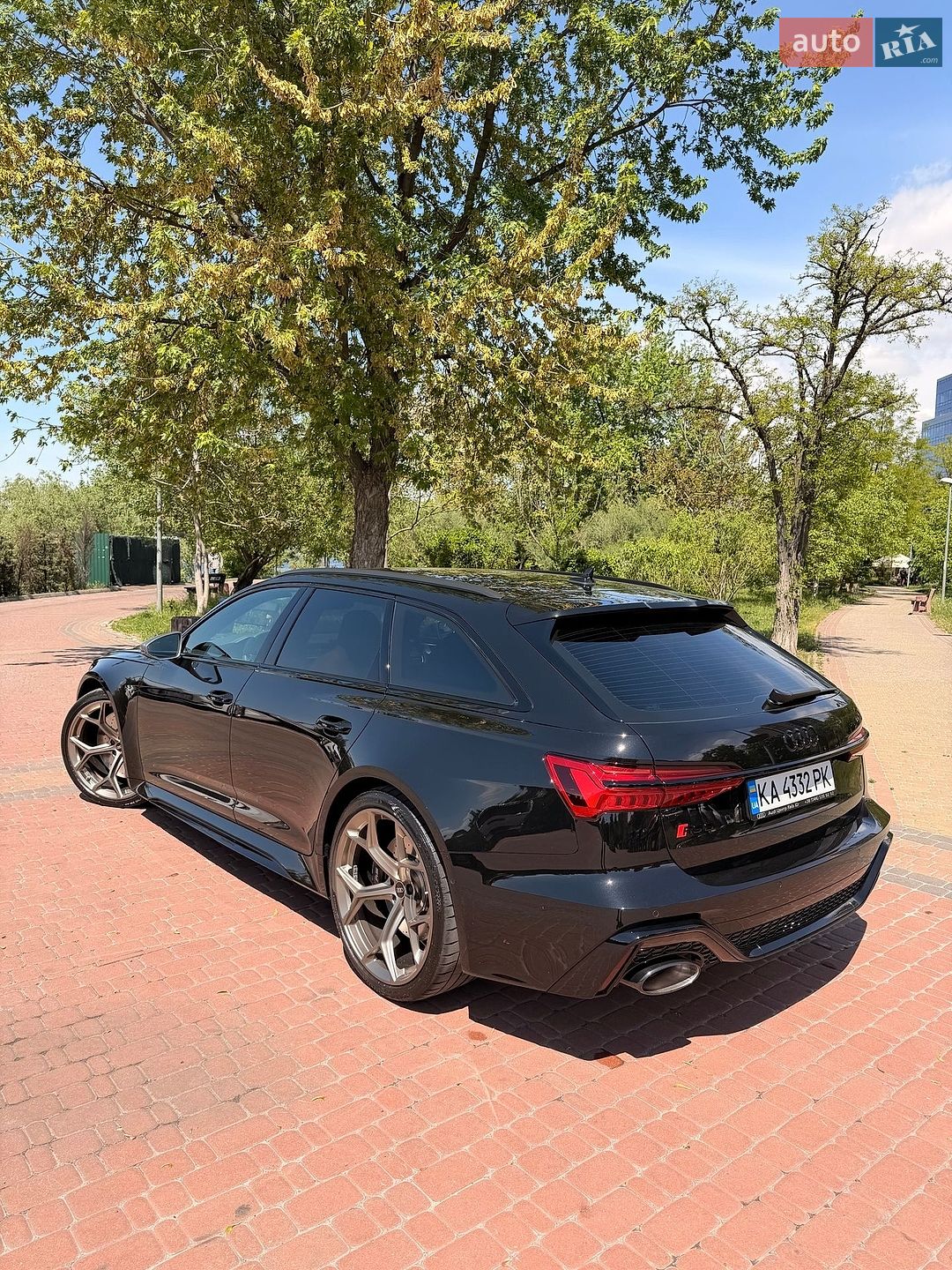Audi RS6 2025 VIN WUAZZZF29SN906991 фото оголошення 3 з 30