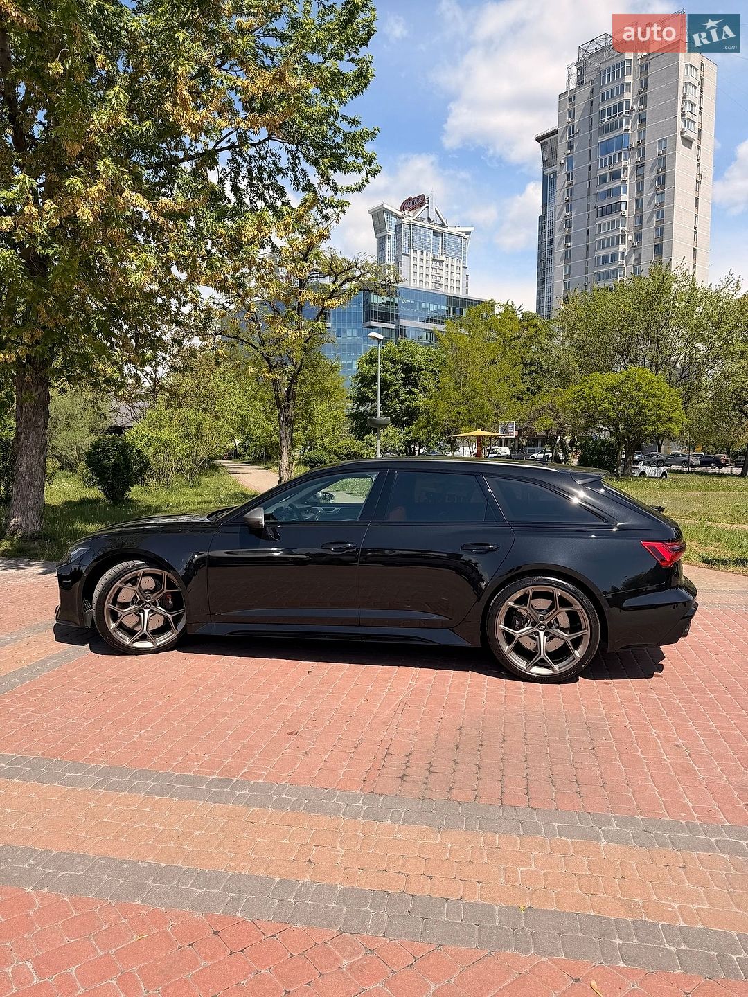 Audi RS6 2025 VIN WUAZZZF29SN906991 фото оголошення 7 з 30