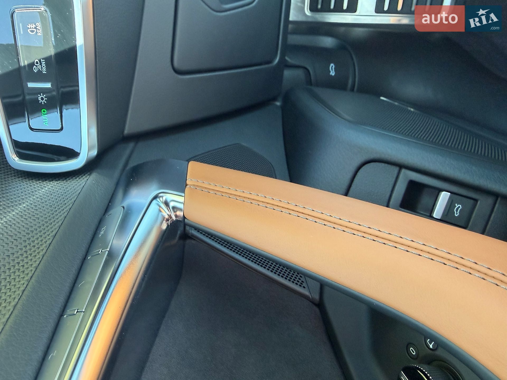 Audi RS6 2025 VIN WUAZZZF29SN906991 фото оголошення 30 з 30