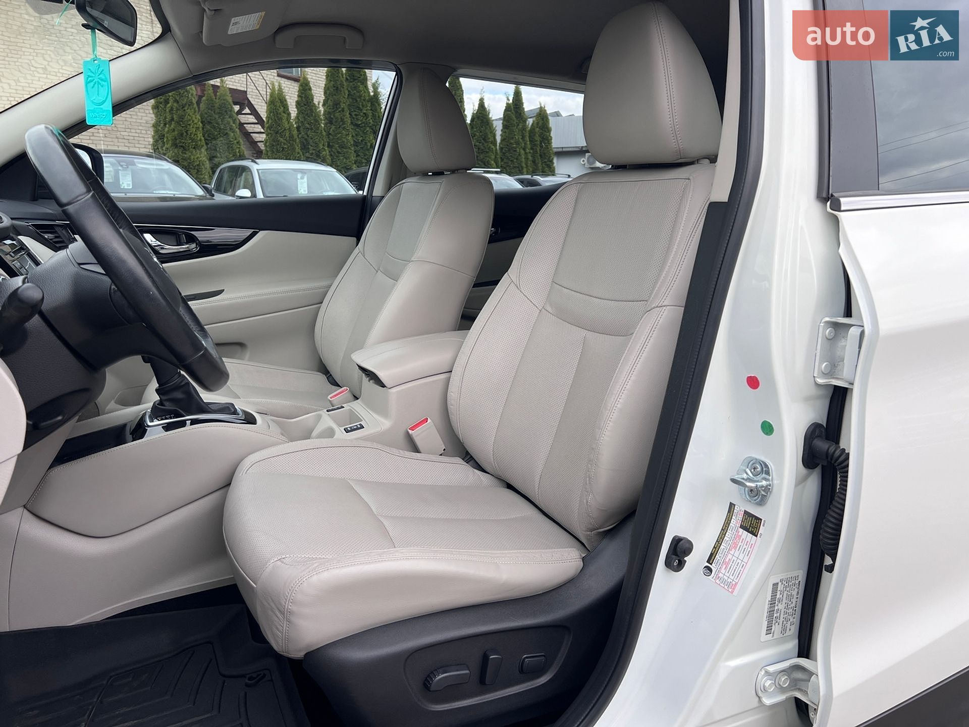Nissan Rogue Sport 2017 VIN JN1BJ1CR7HW109413 фото оголошення 15 з 51