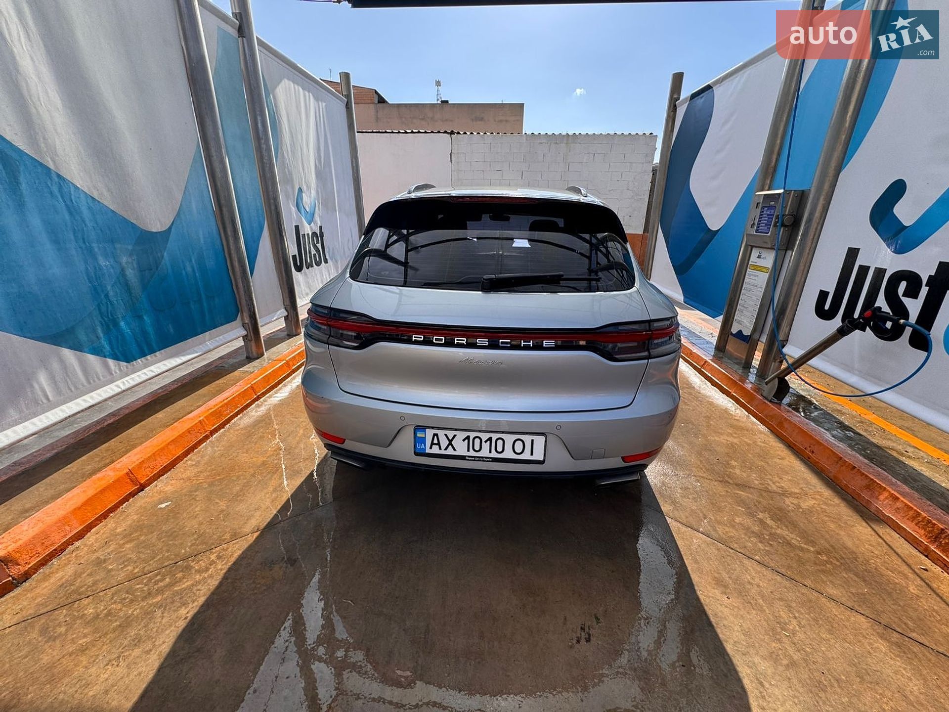 Porsche Macan 2018 VIN WP1ZZZ95ZKLB03273 фото оголошення 3 з 13