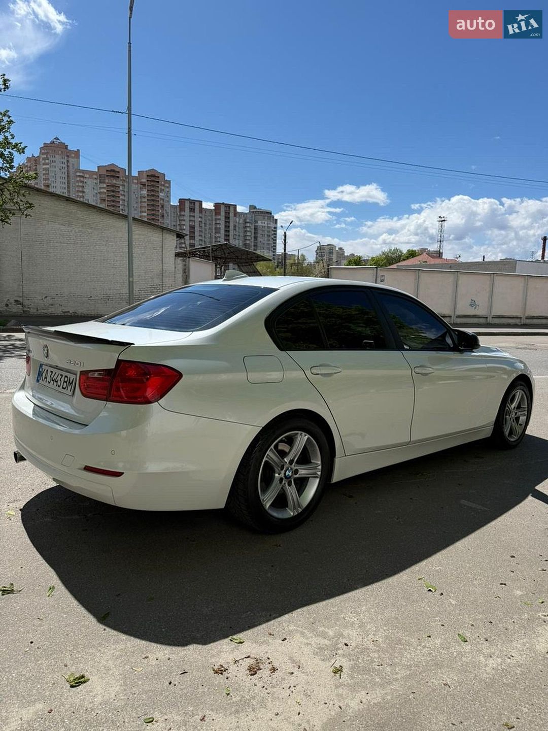 BMW 3 Series 2014 VIN WBA3C3G57FNS73355 фото оголошення 5 з 18