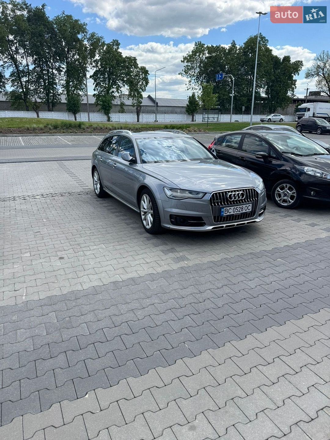 Audi A6 Allroad 2018 VIN WAUZZZ4G4JN132284 фото оголошення 2 з 7
