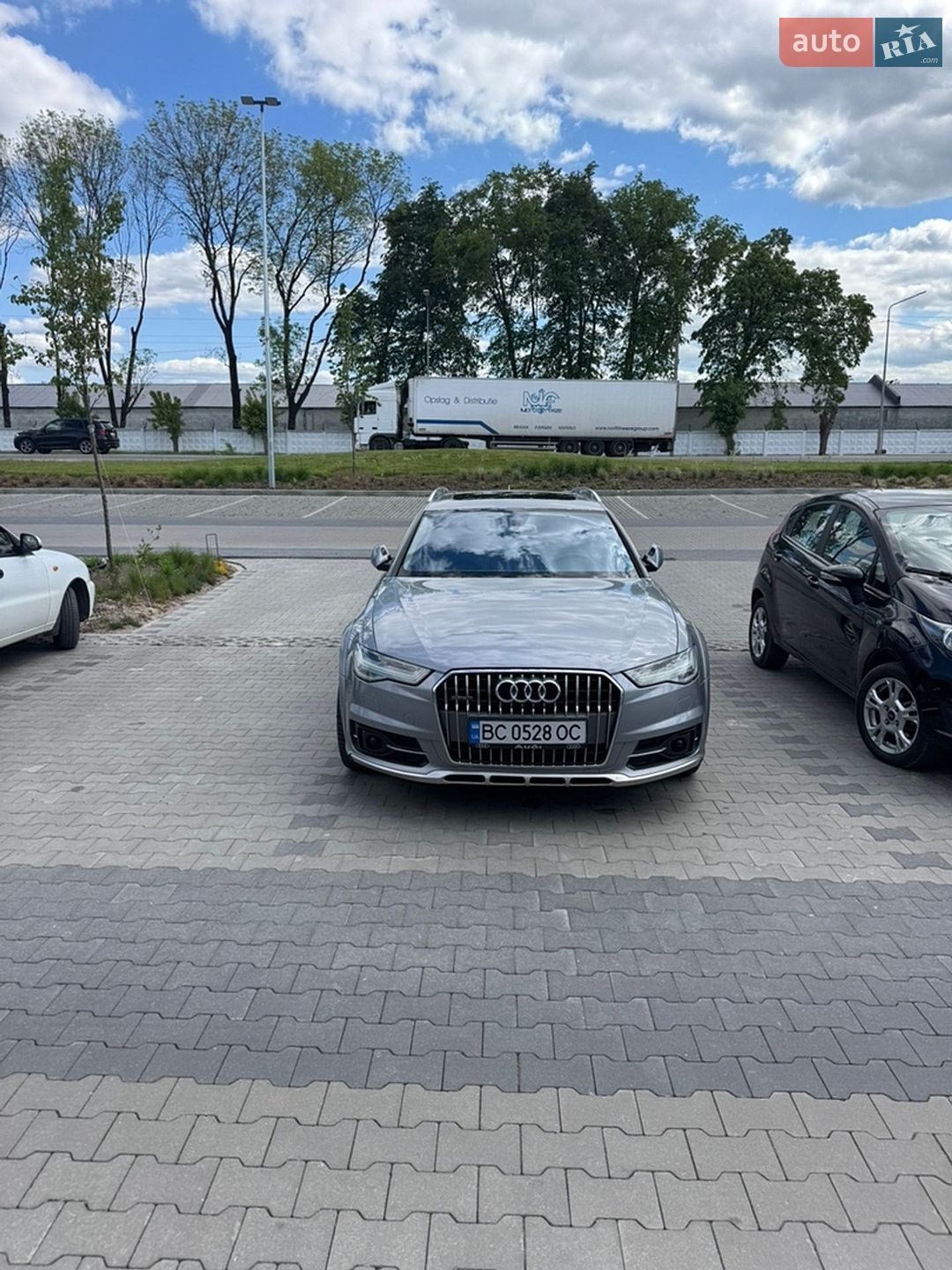 Audi A6 Allroad 2018 VIN WAUZZZ4G4JN132284 фото оголошення 3 з 7