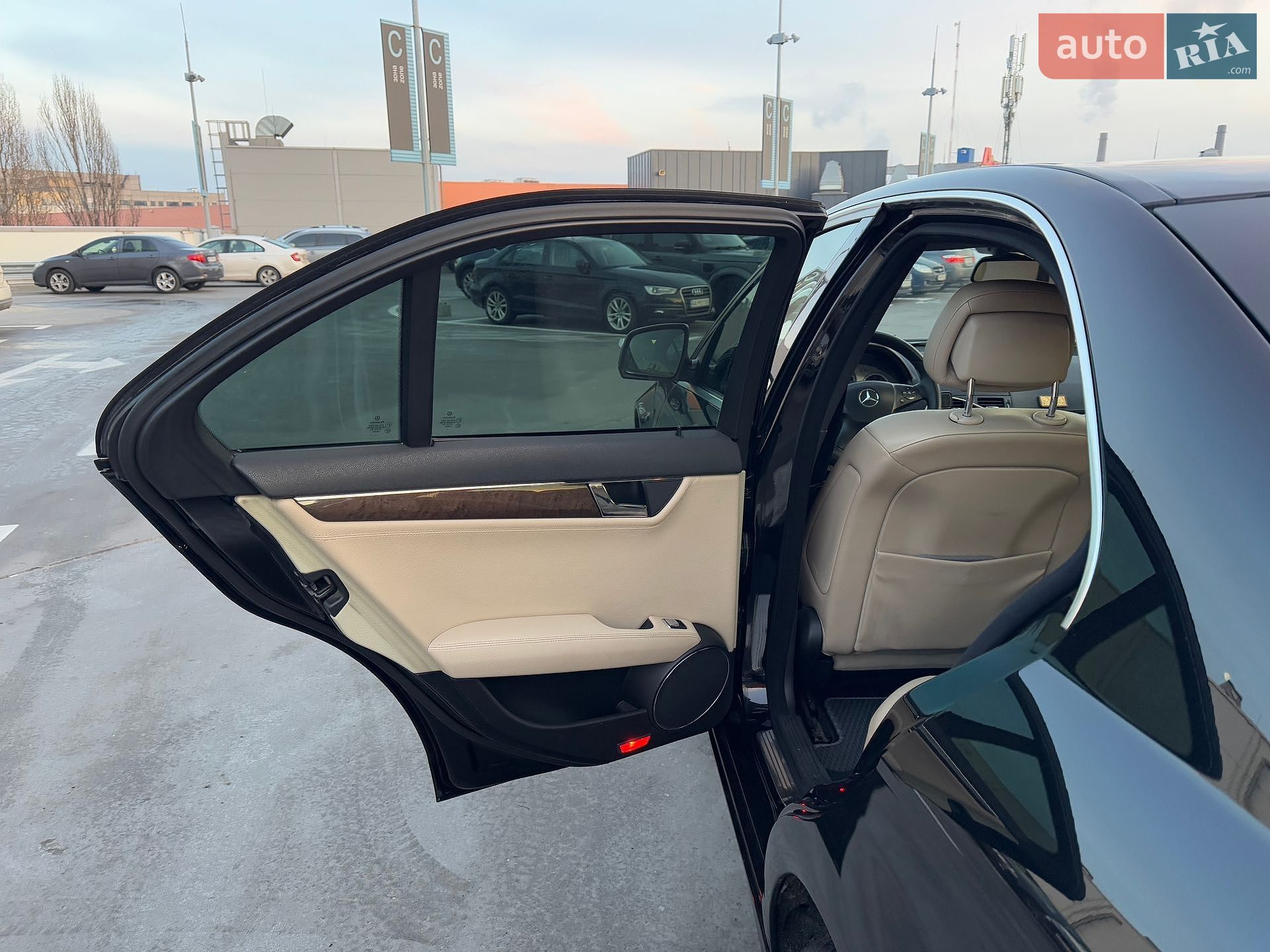 Mercedes-Benz C-Class 2007 VIN WDD2040411A049475 фото оголошення 14 з 21