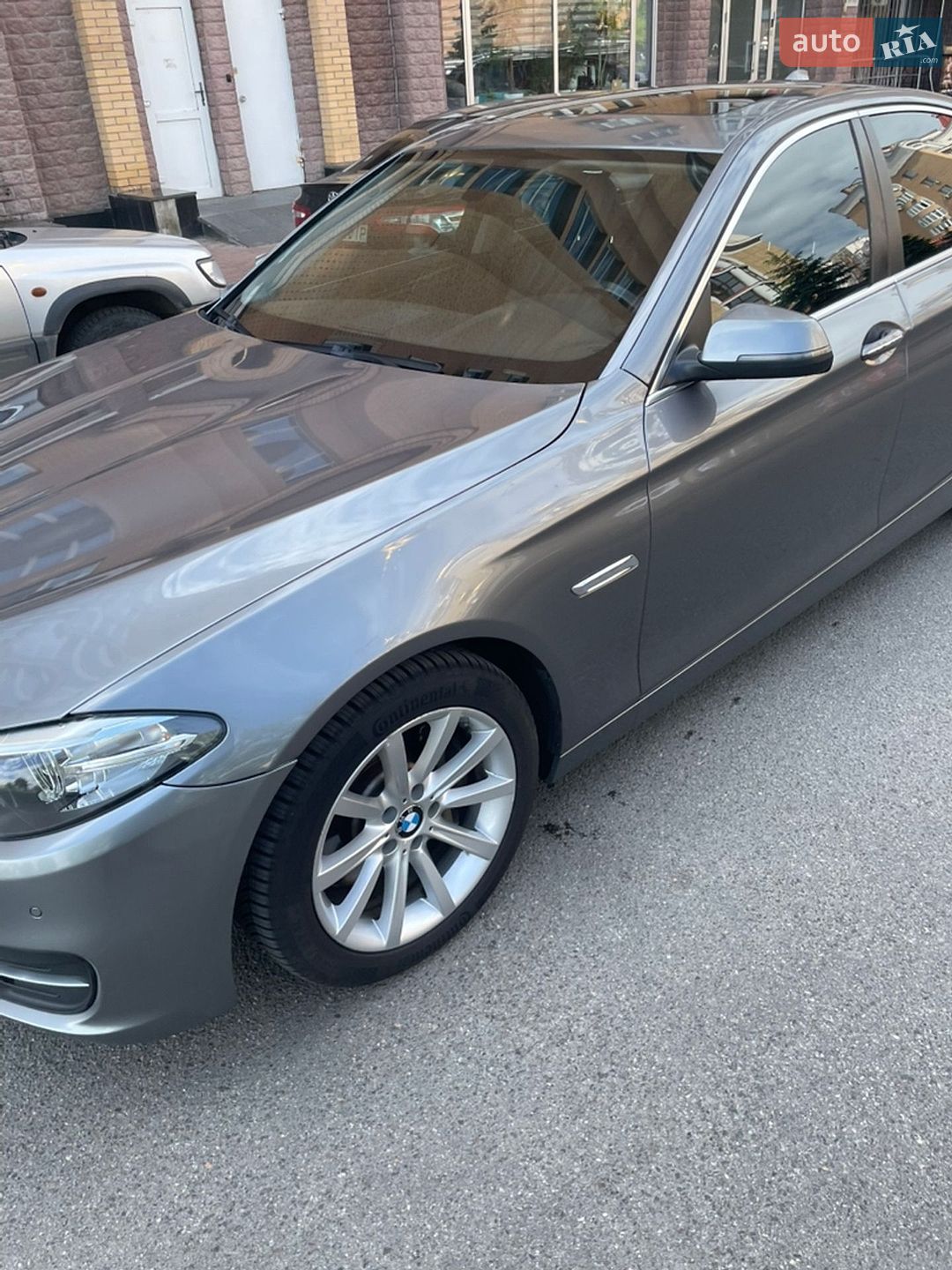 BMW 5 Series 2013 VIN WBAFV3C50EDZ33656 фото оголошення 10 з 65