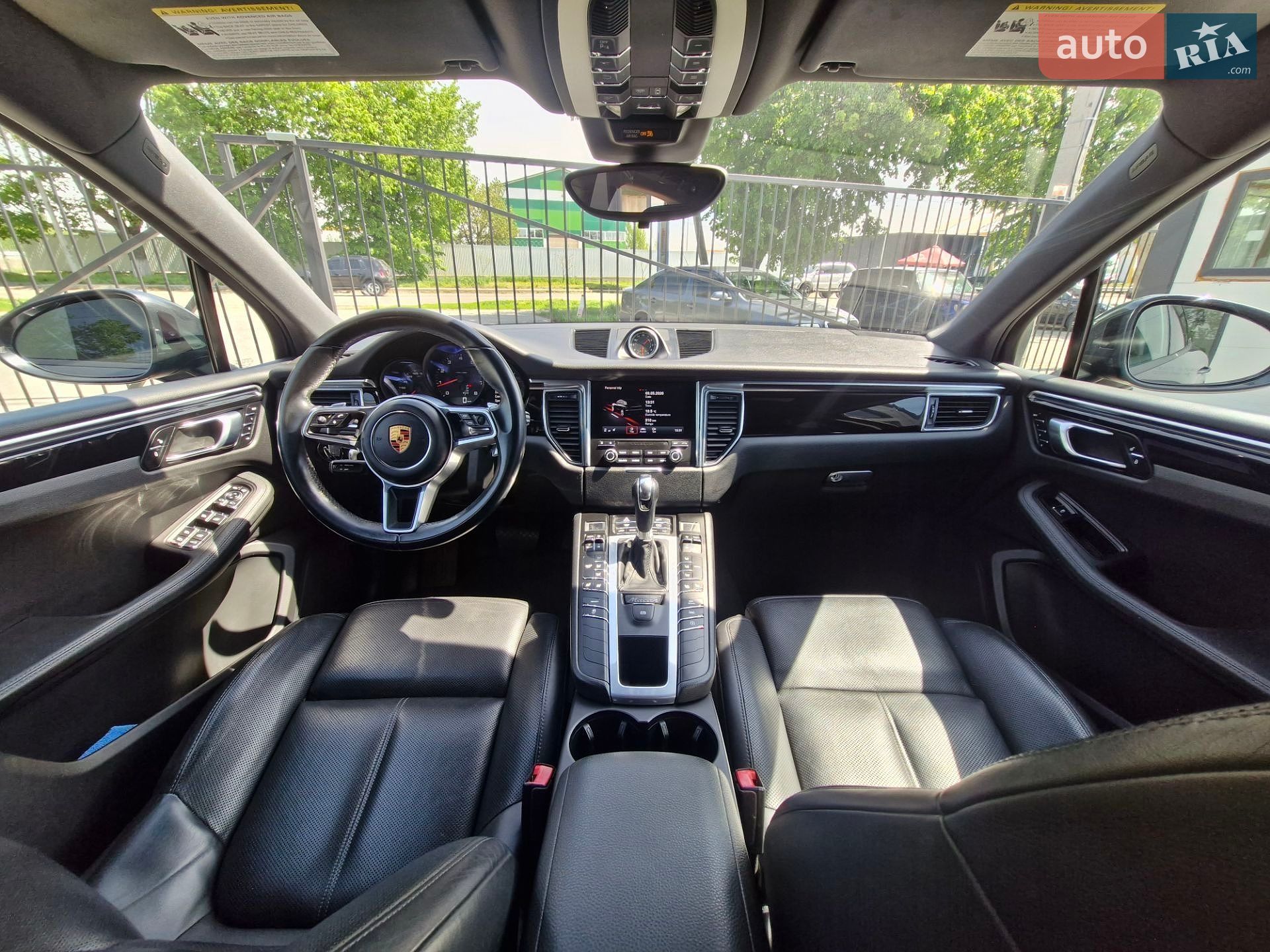 Porsche Macan 2018 VIN WP1AA2A51JLB10996 фото оголошення 13 з 23
