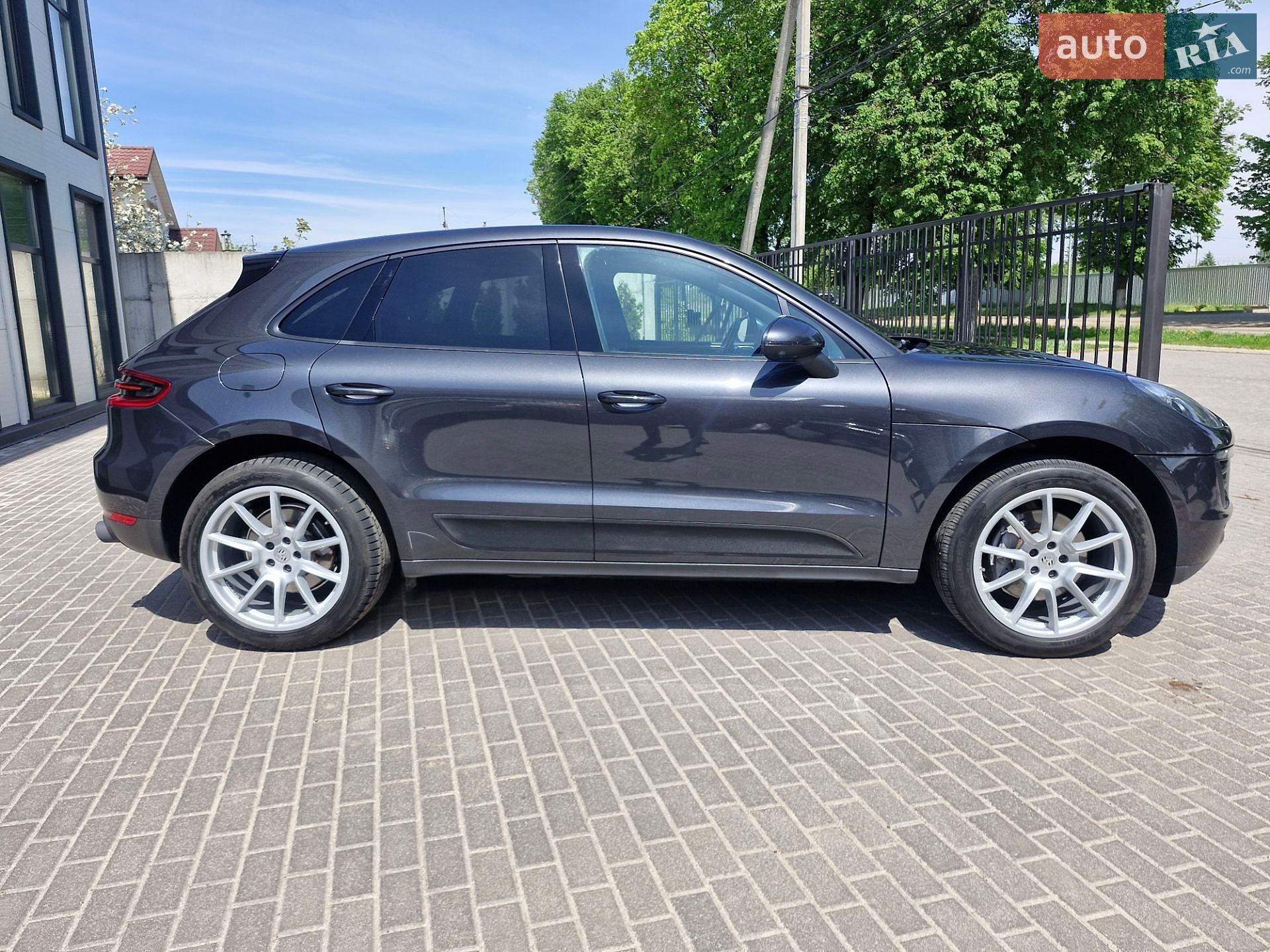 Porsche Macan 2018 VIN WP1AA2A51JLB10996 фото оголошення 10 з 23