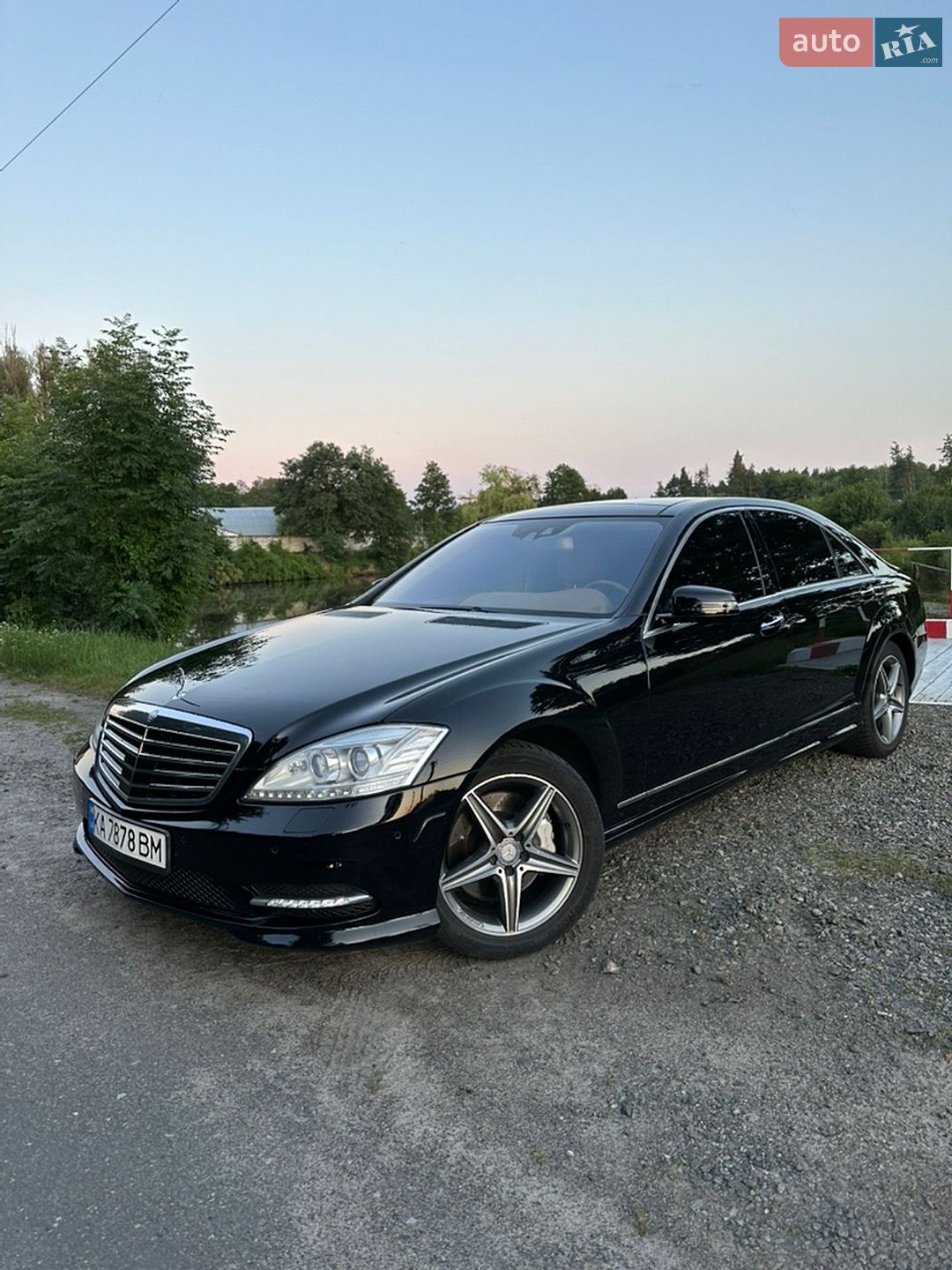Mercedes-Benz S-Class 2010 VIN WDDNG8GB9AA337646 фото оголошення 3 з 46