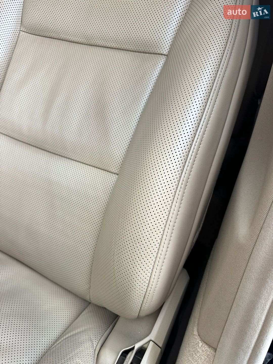 Mercedes-Benz S-Class 2010 VIN WDDNG8GB9AA337646 фото оголошення 19 з 46