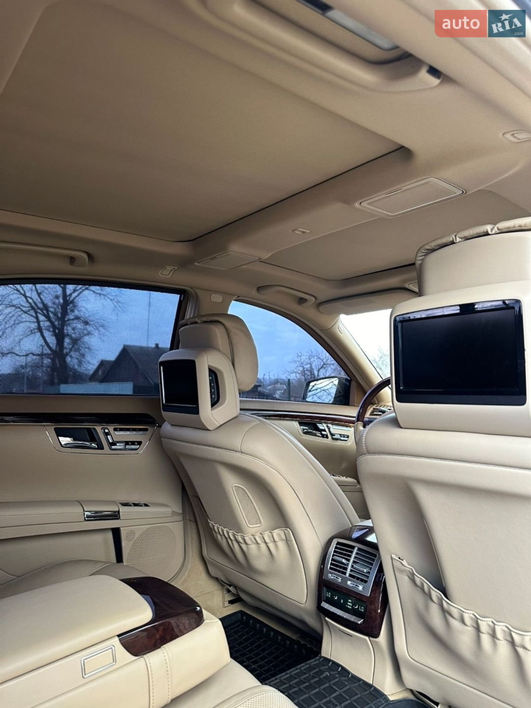 Mercedes-Benz S-Class 2010 VIN WDDNG8GB9AA337646 фото оголошення 35 з 46