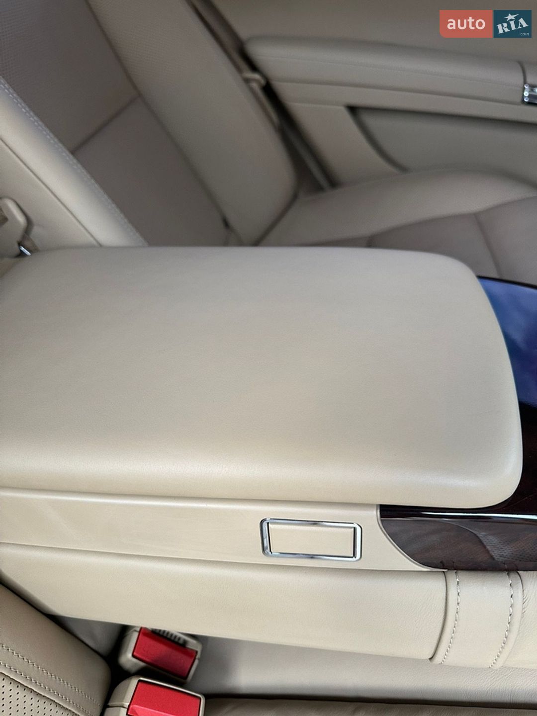 Mercedes-Benz S-Class 2010 VIN WDDNG8GB9AA337646 фото оголошення 37 з 46
