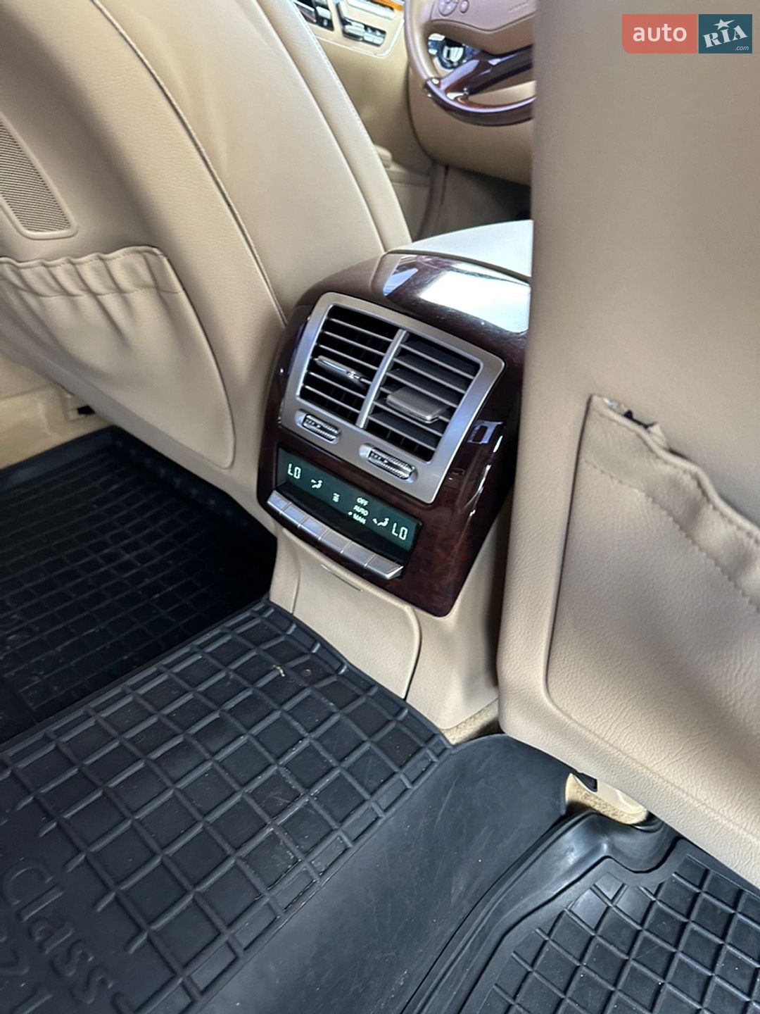 Mercedes-Benz S-Class 2010 VIN WDDNG8GB9AA337646 фото оголошення 38 з 46