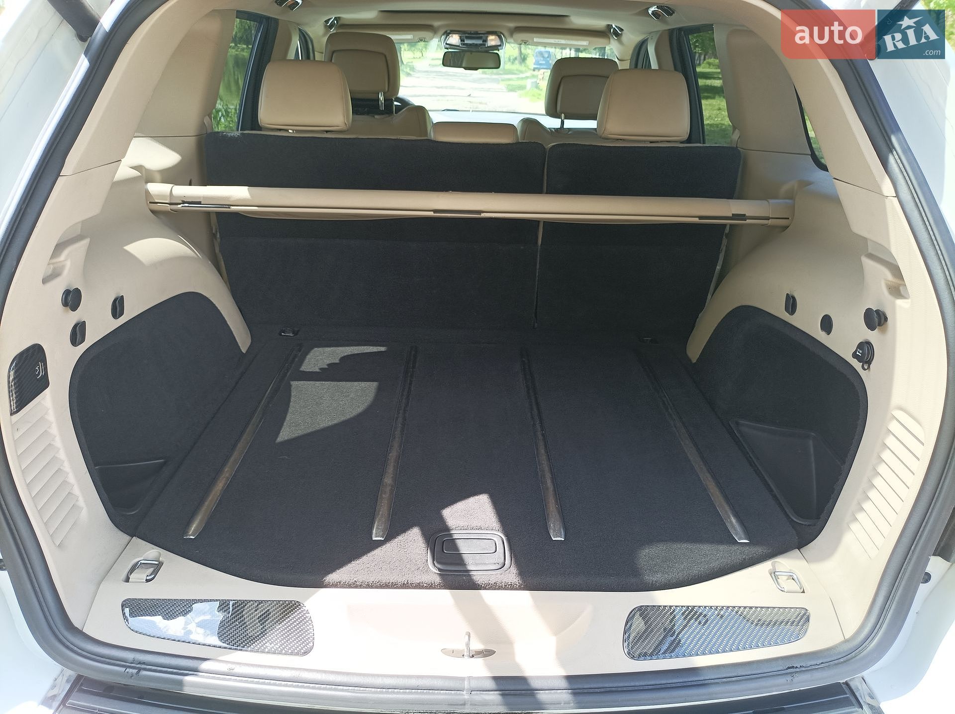 Jeep Grand Cherokee 2013 VIN 1C4RJEBM2EC317169 фото оголошення 22 з 30