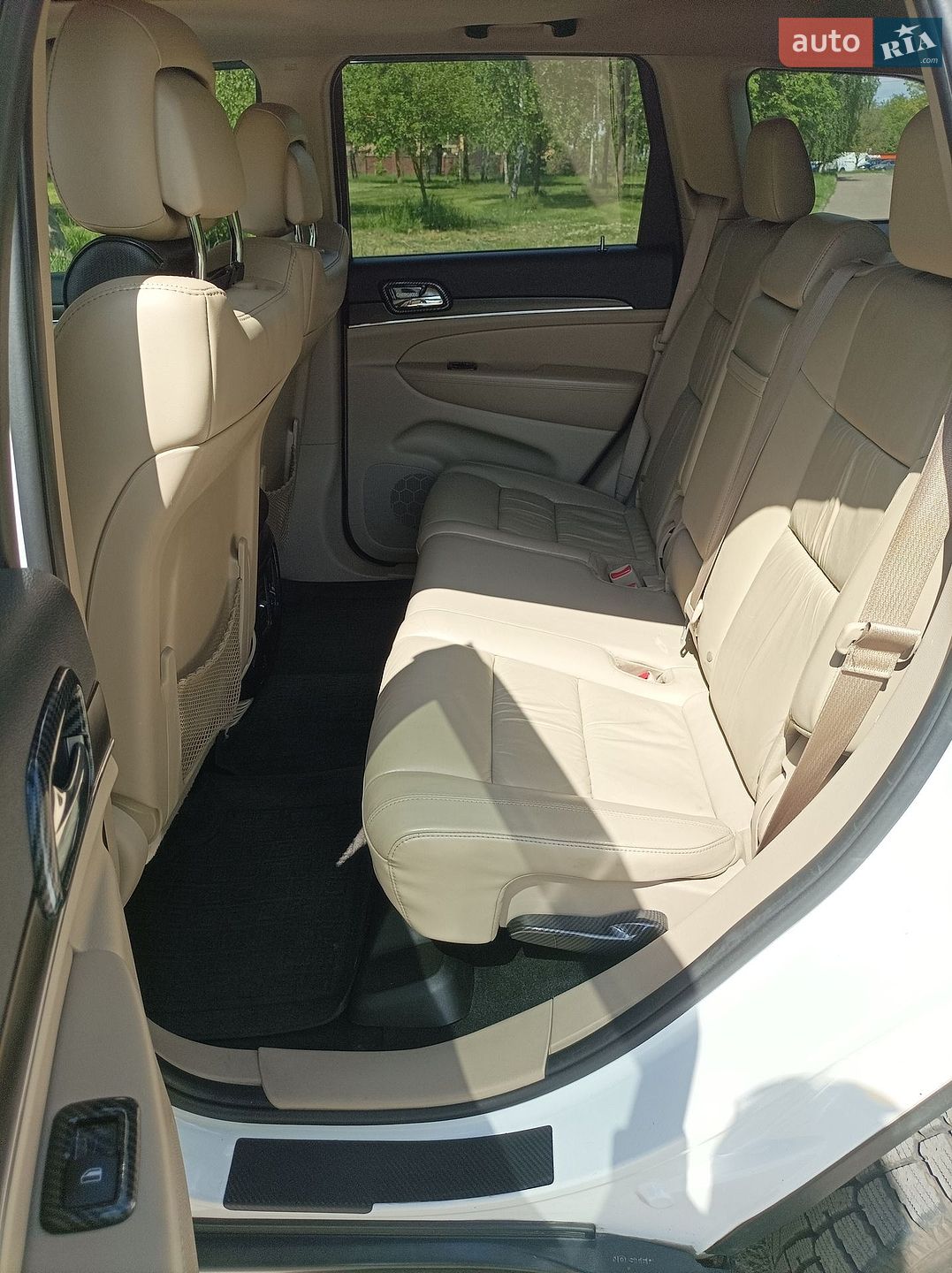 Jeep Grand Cherokee 2013 VIN 1C4RJEBM2EC317169 фото оголошення 21 з 30