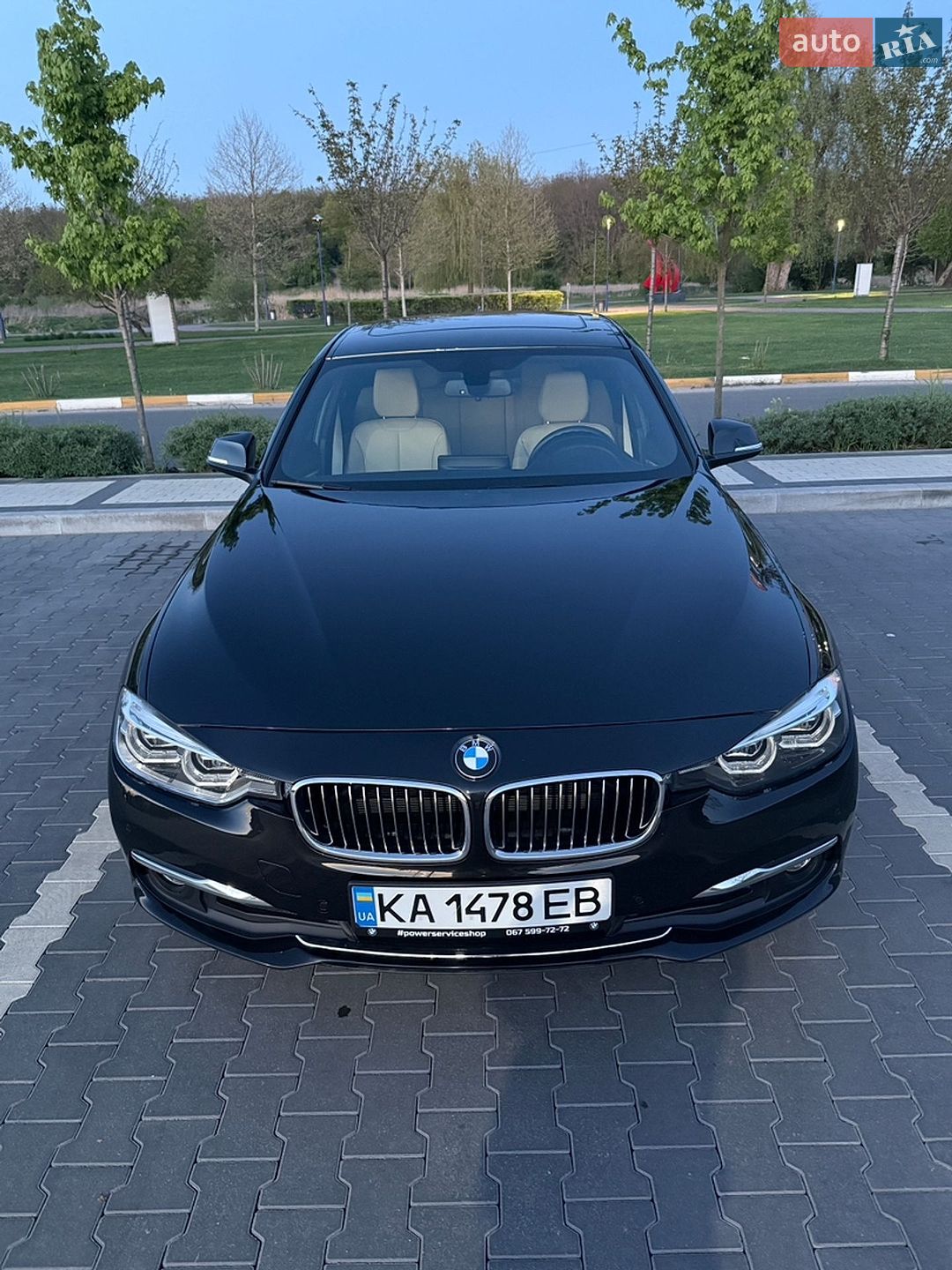 BMW 3 Series 2018 VIN WBA8D9C54JA615727 фото оголошення 4 з 39