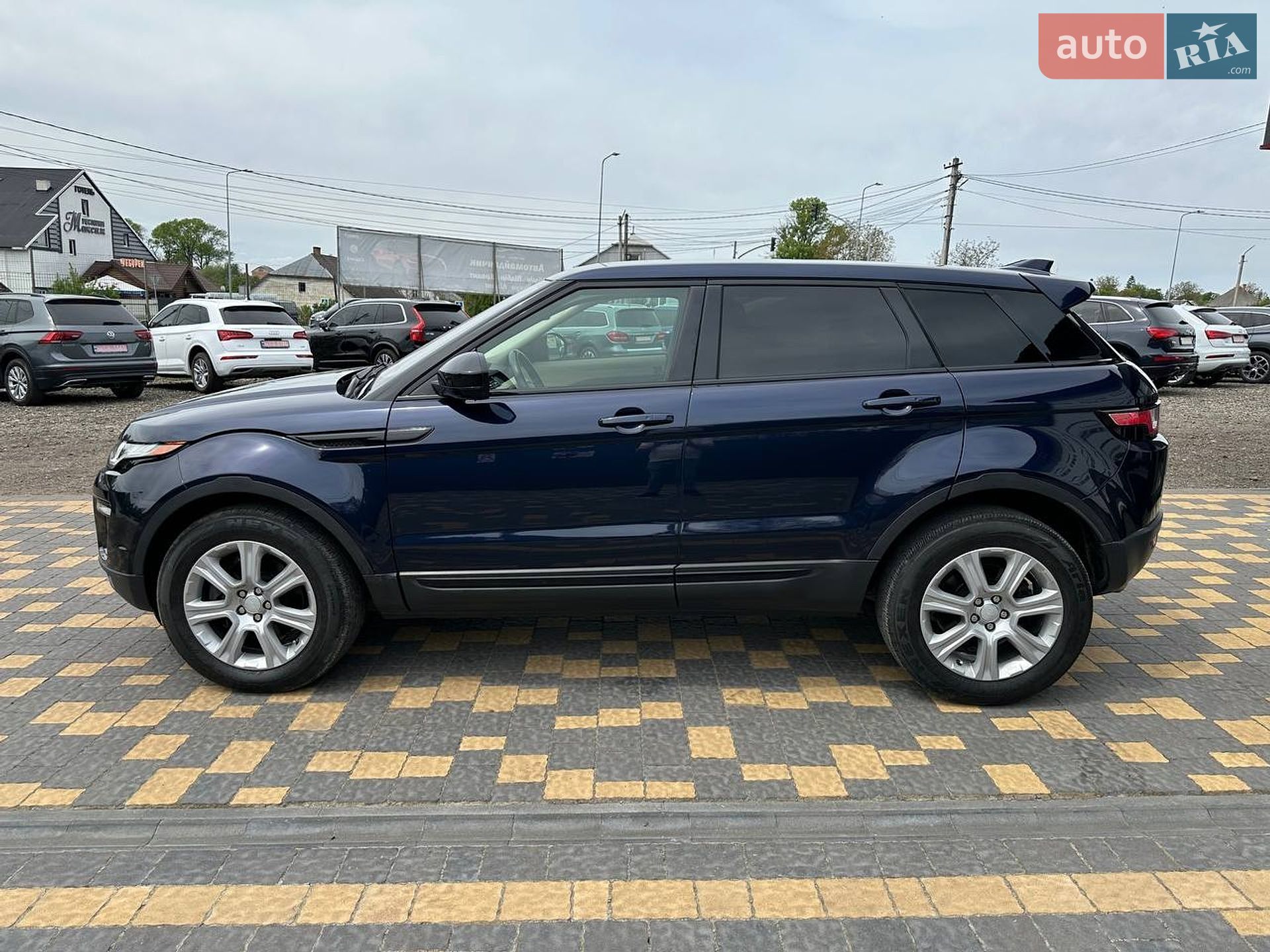 Land Rover Range Rover Evoque 2018 VIN SALVP2RX1JH272646 фото оголошення 11 з 36